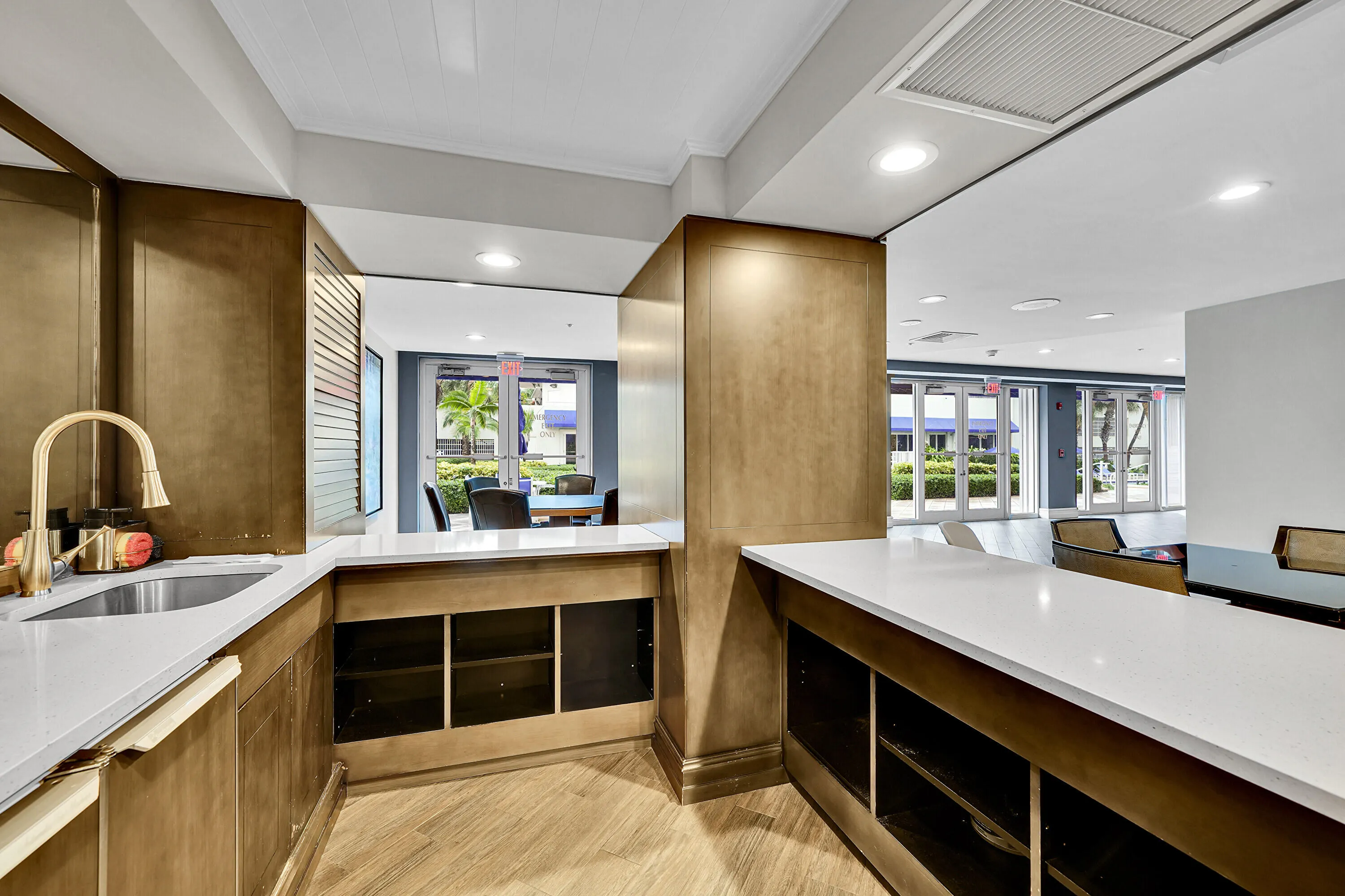 6001 N OCEAN Drive #503