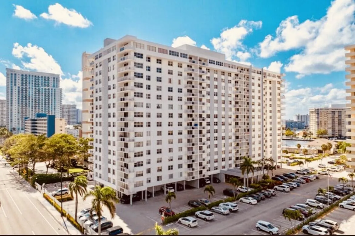 1849 S OCEAN Drive #1105
