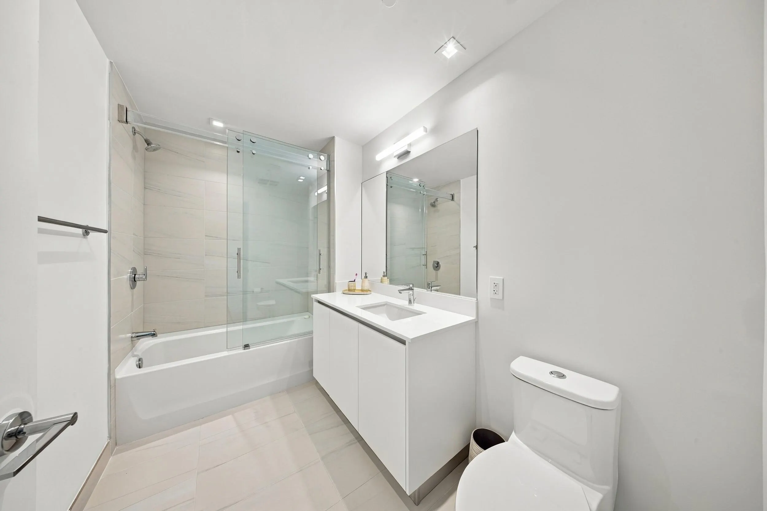 1116 N OCEAN Boulevard #1601
