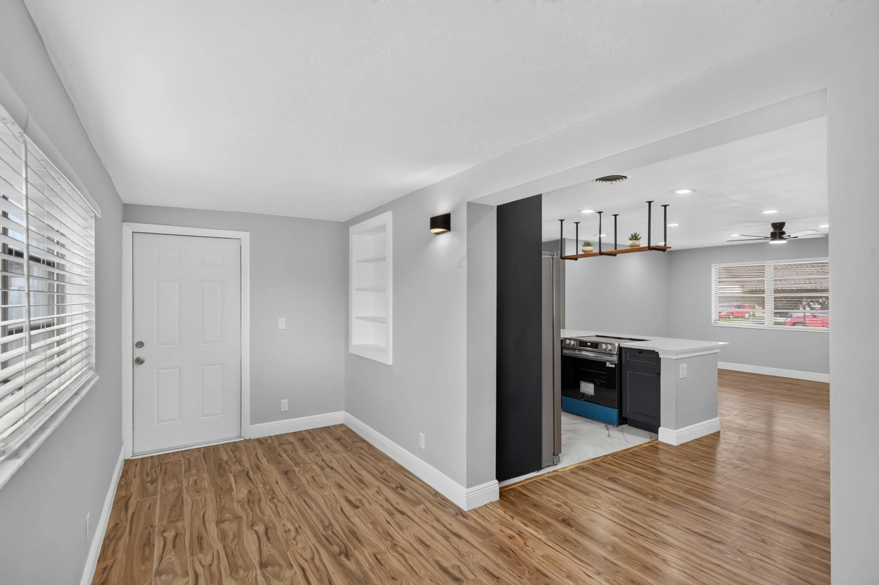 1624 NE 31ST Court