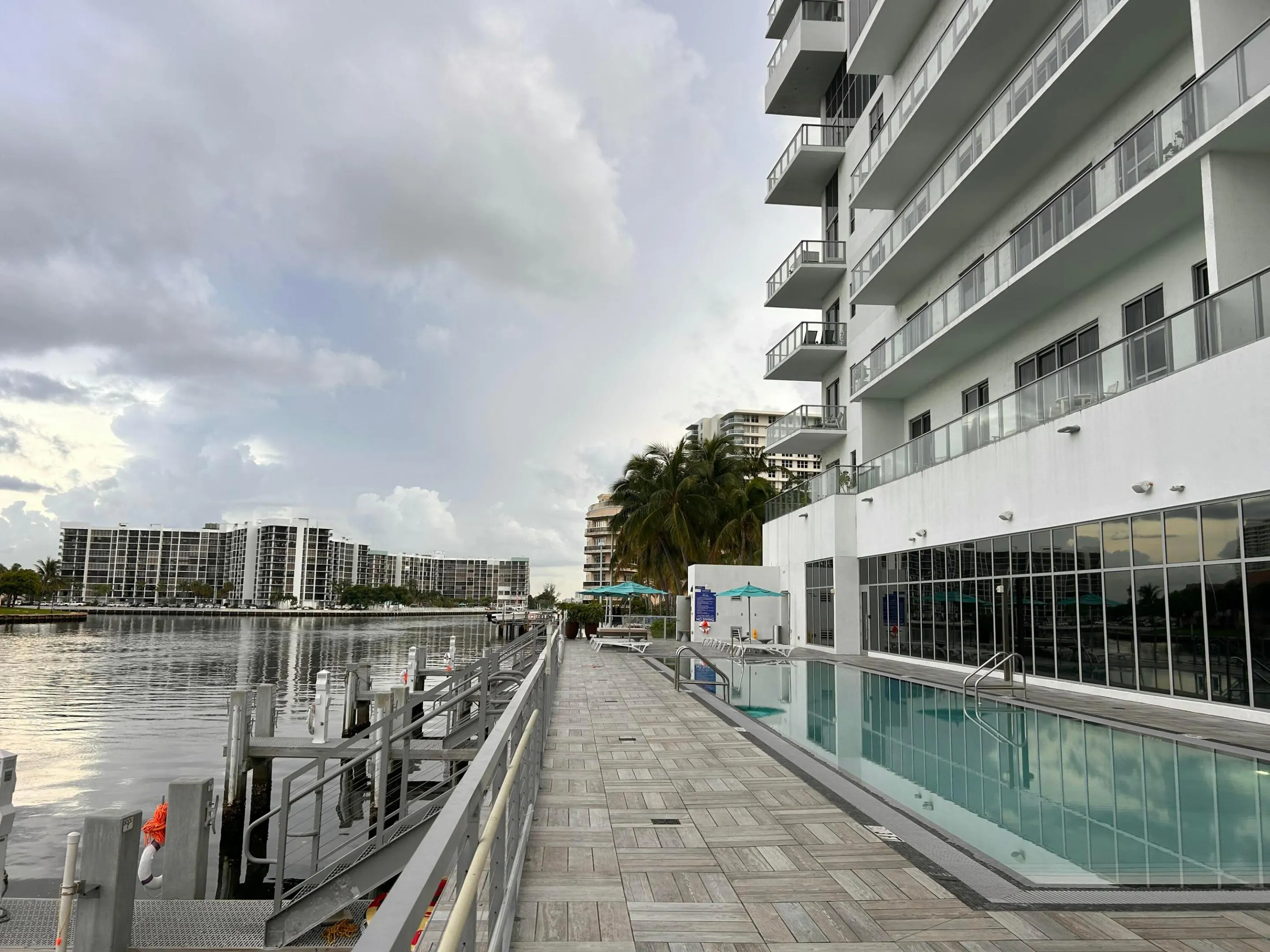 4010 S Ocean Drive #R1007