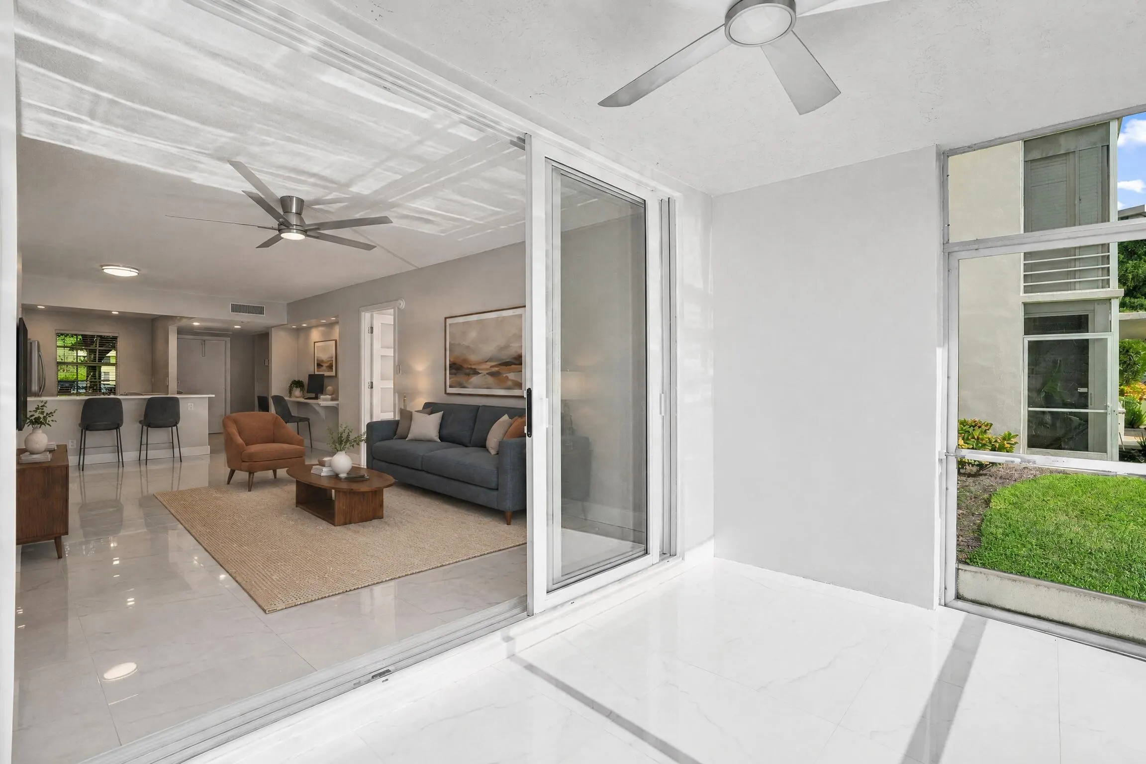 575 OAKS Lane #104