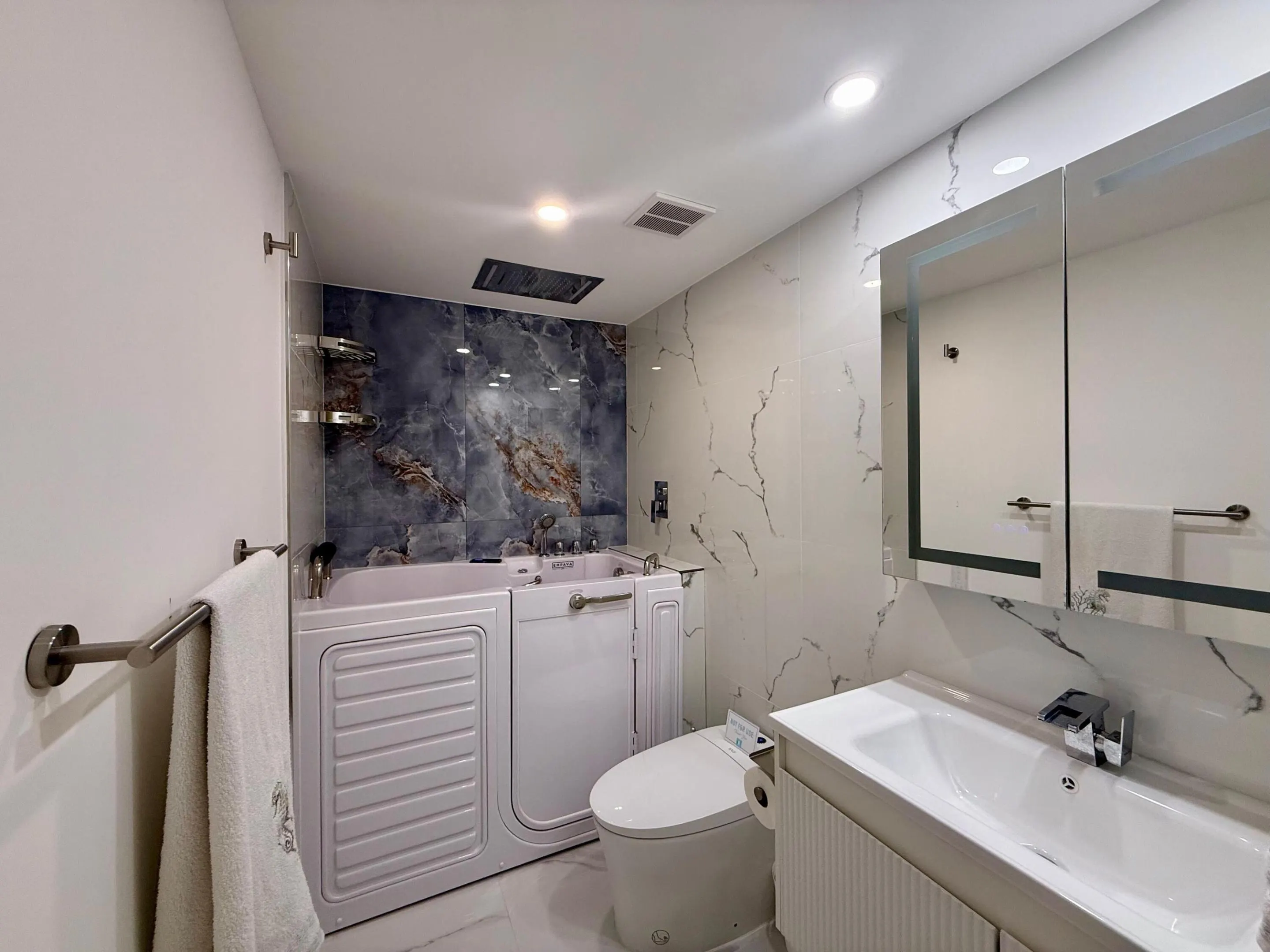 3505 S OCEAN Drive #806
