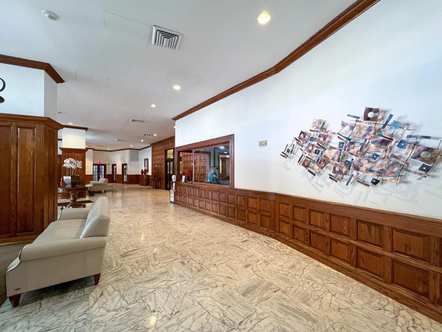3505 S OCEAN Drive #806