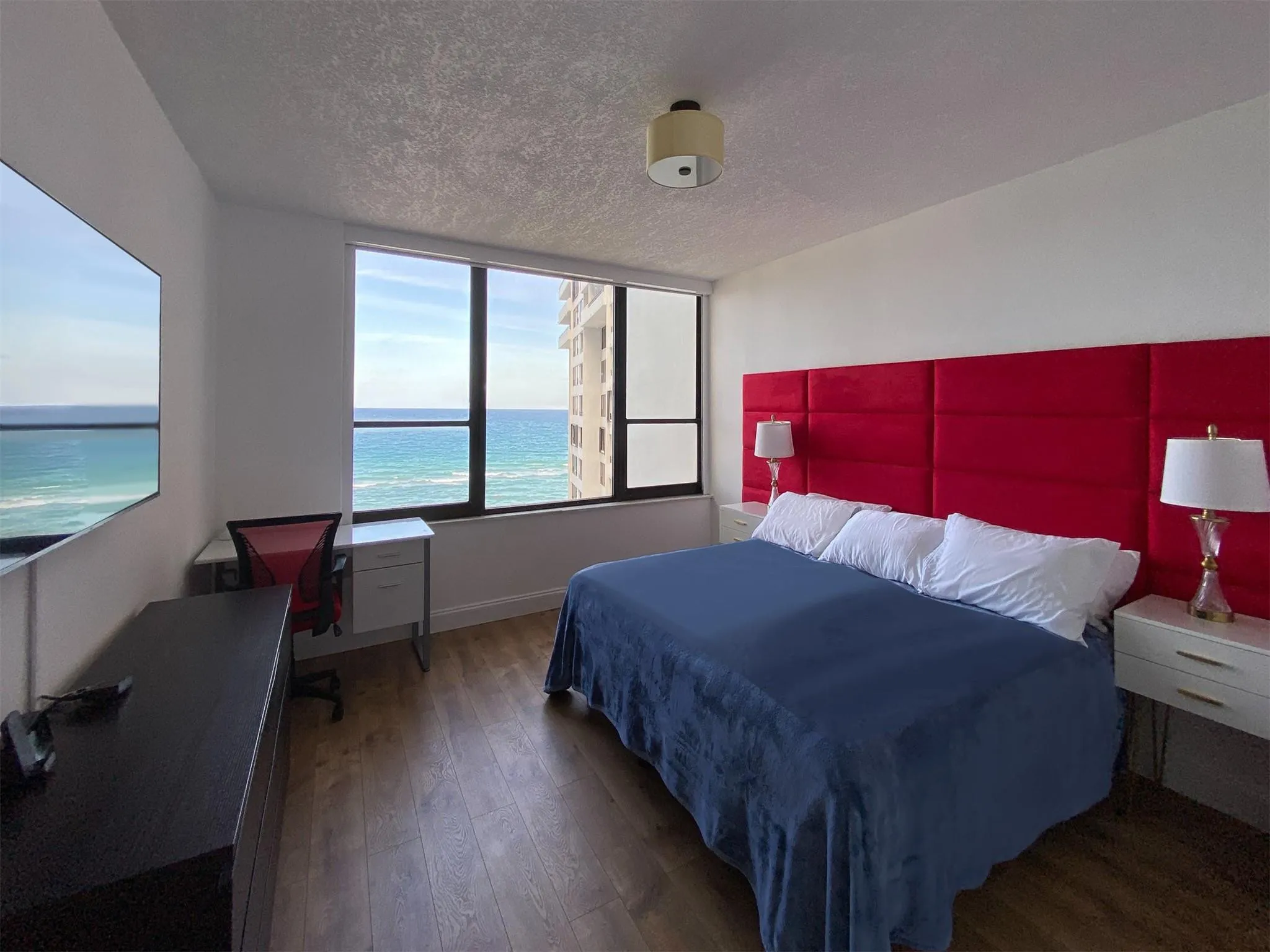3505 S OCEAN Drive #806