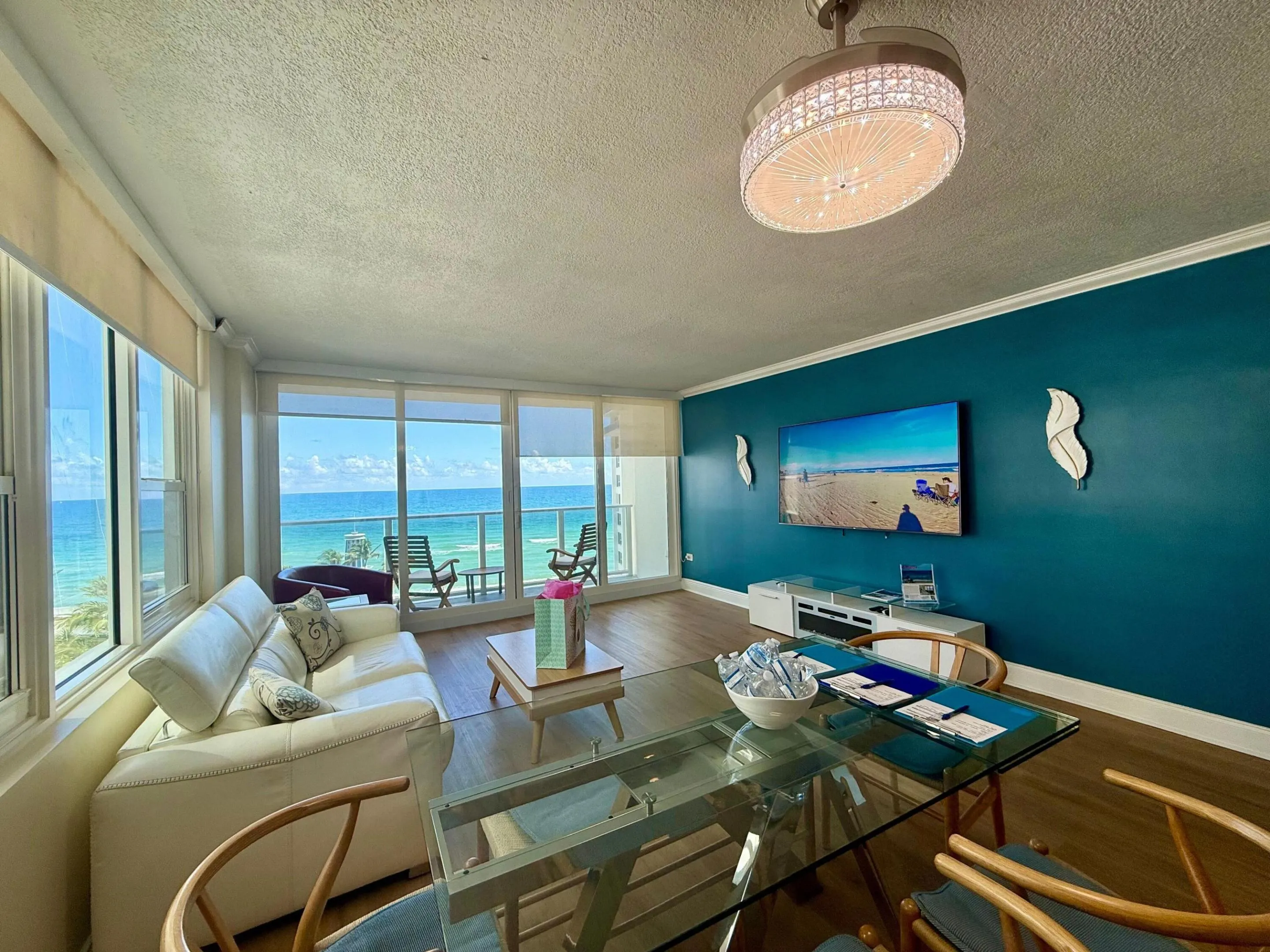 3505 S OCEAN Drive #806
