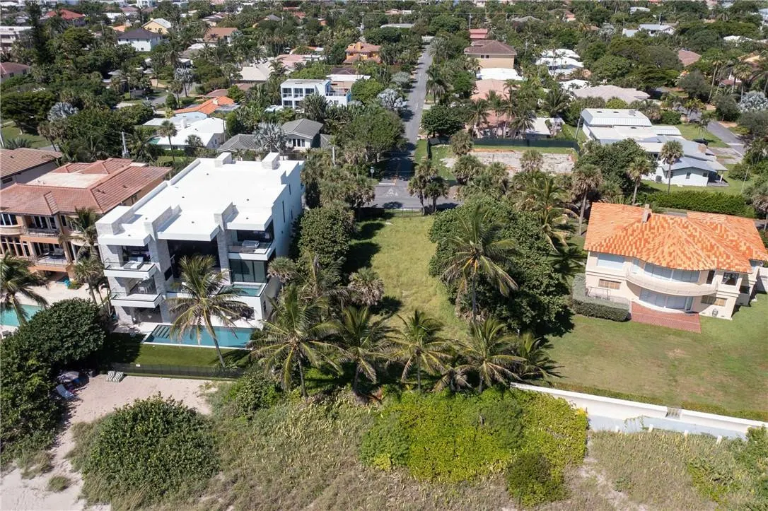 2100 BAY Drive