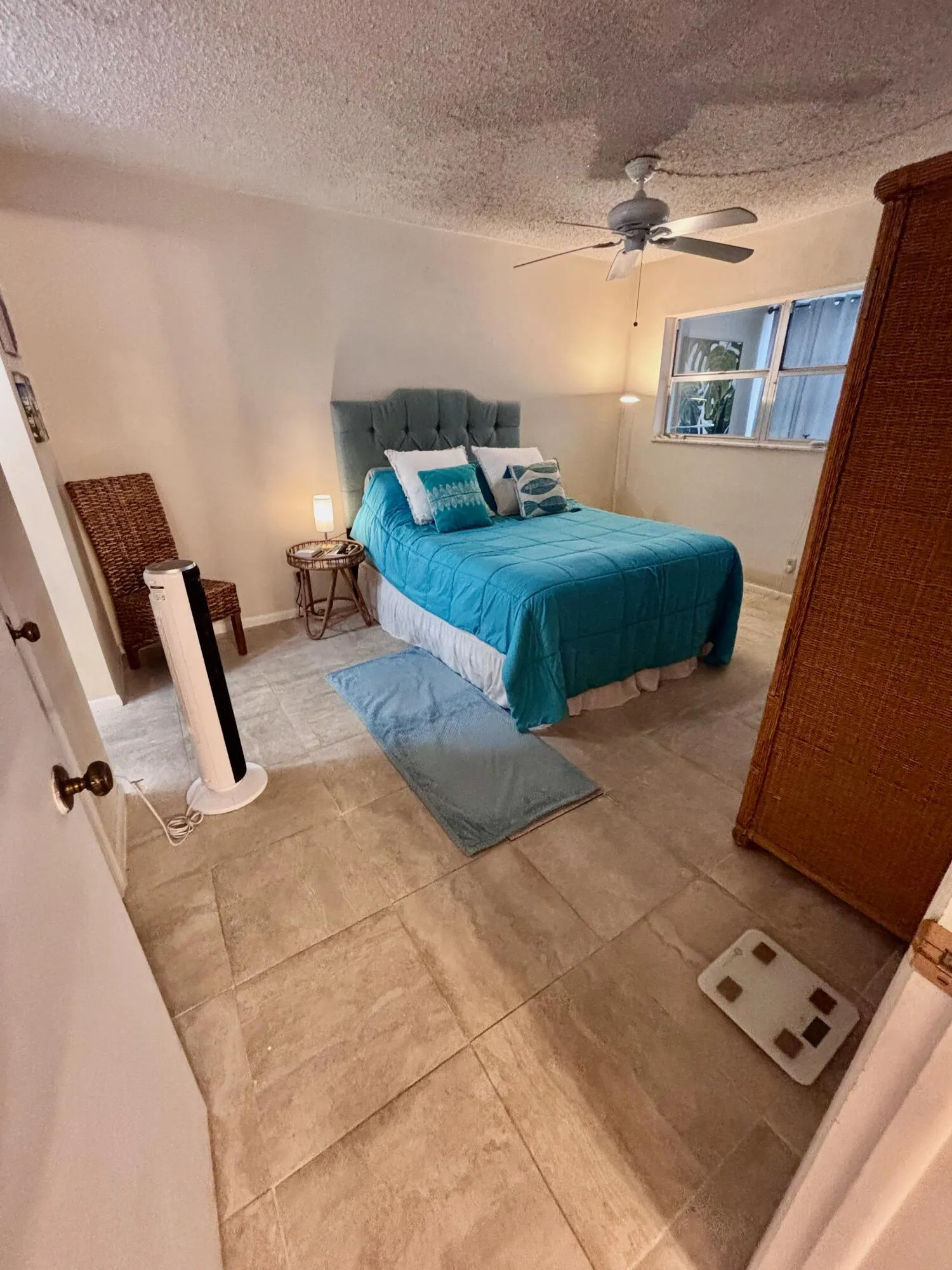 400 NE 20TH Street #B208