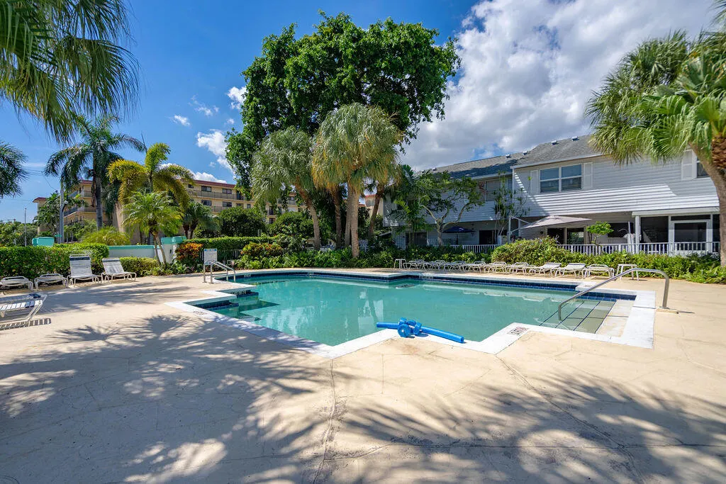 2803 NE 15TH Street #2803