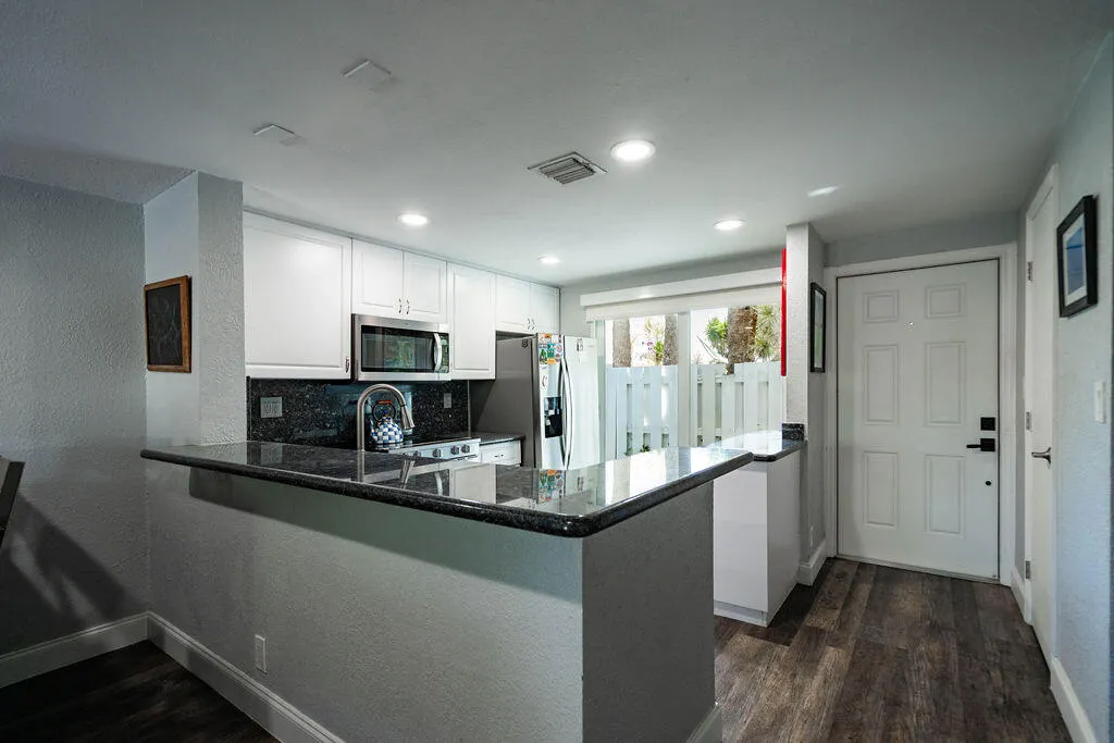 2803 NE 15TH Street #2803
