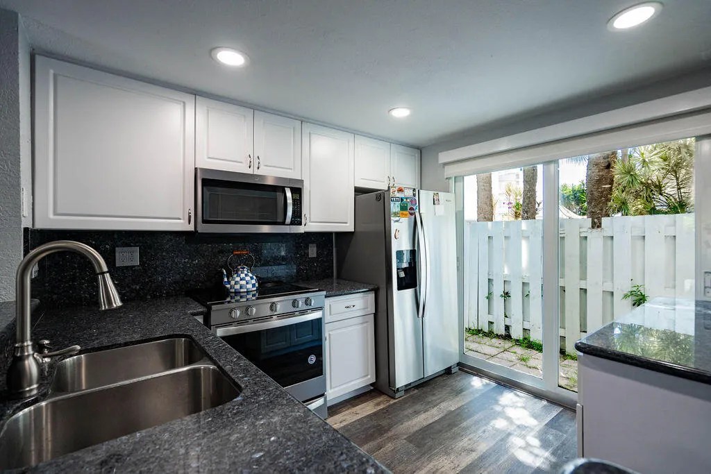 2803 NE 15TH Street #2803