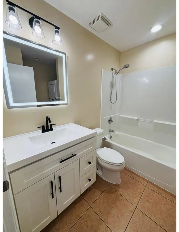 224 NE 19th Avenue #1