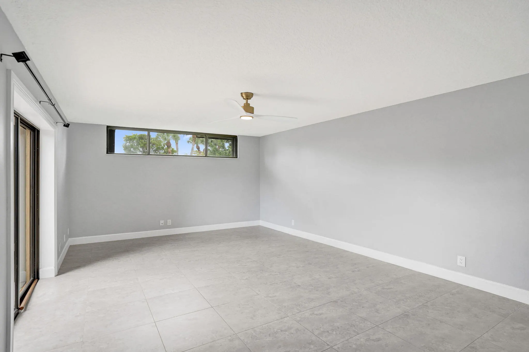 22970 OXFORD Place #A