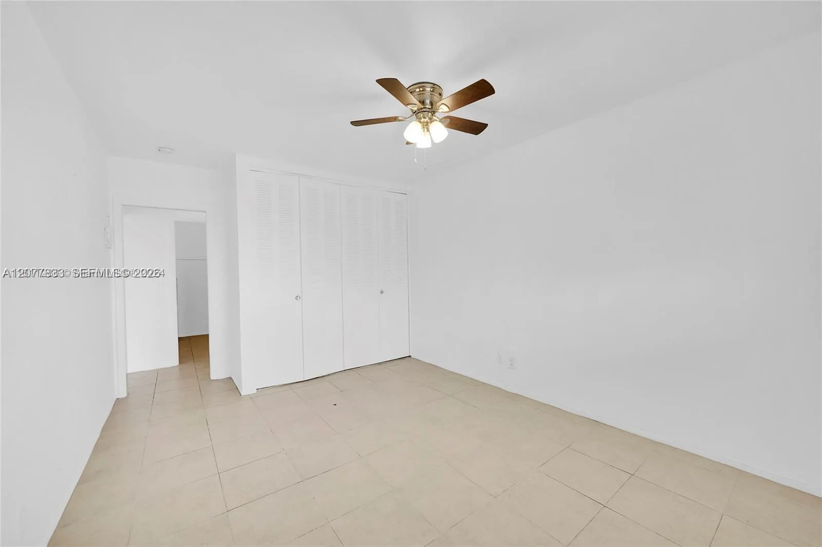1050 E SAMPLE Road #309