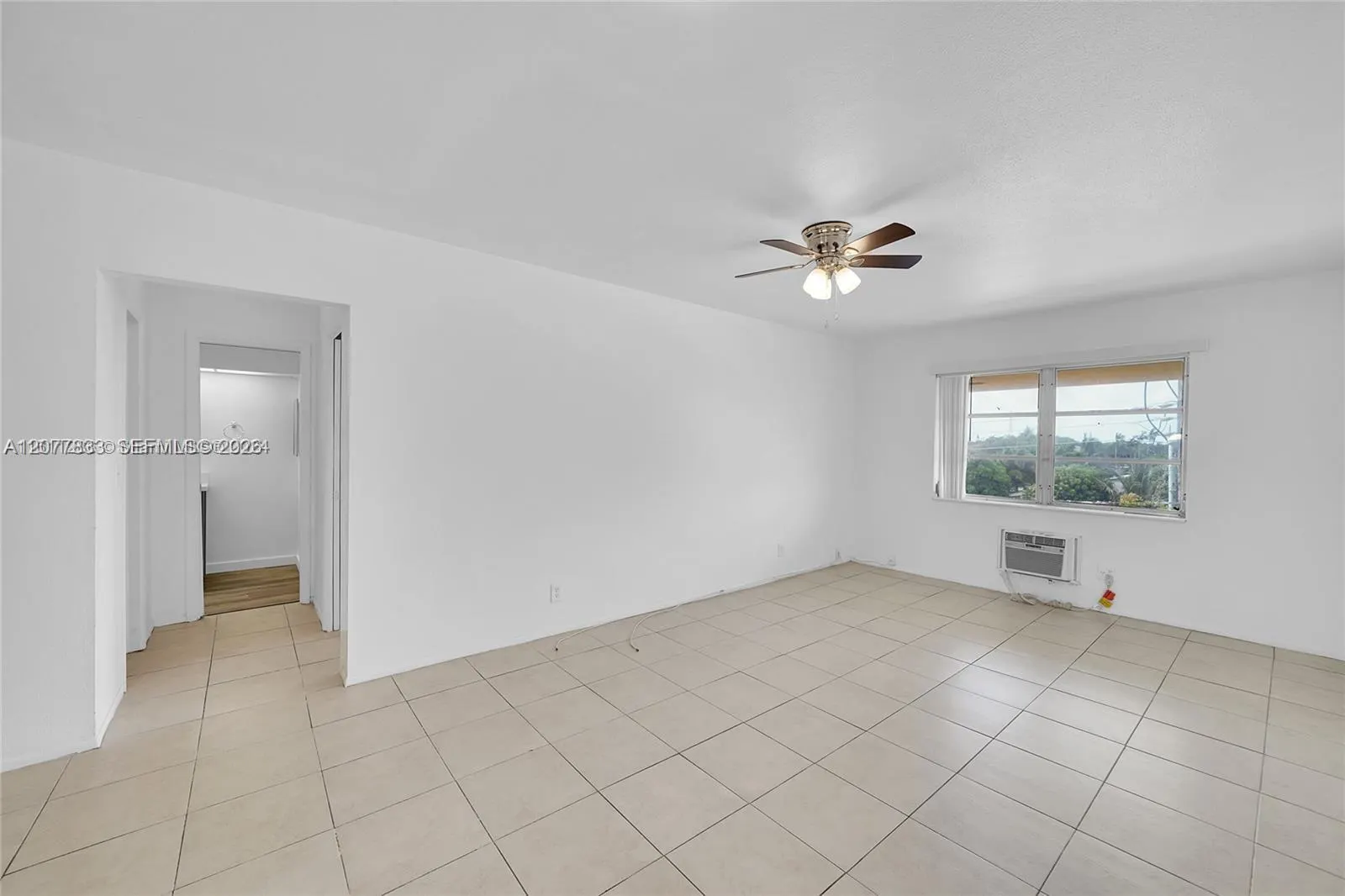 1050 E SAMPLE Road #309