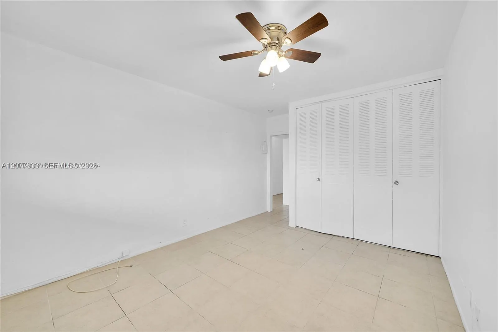 1050 E SAMPLE Road #309