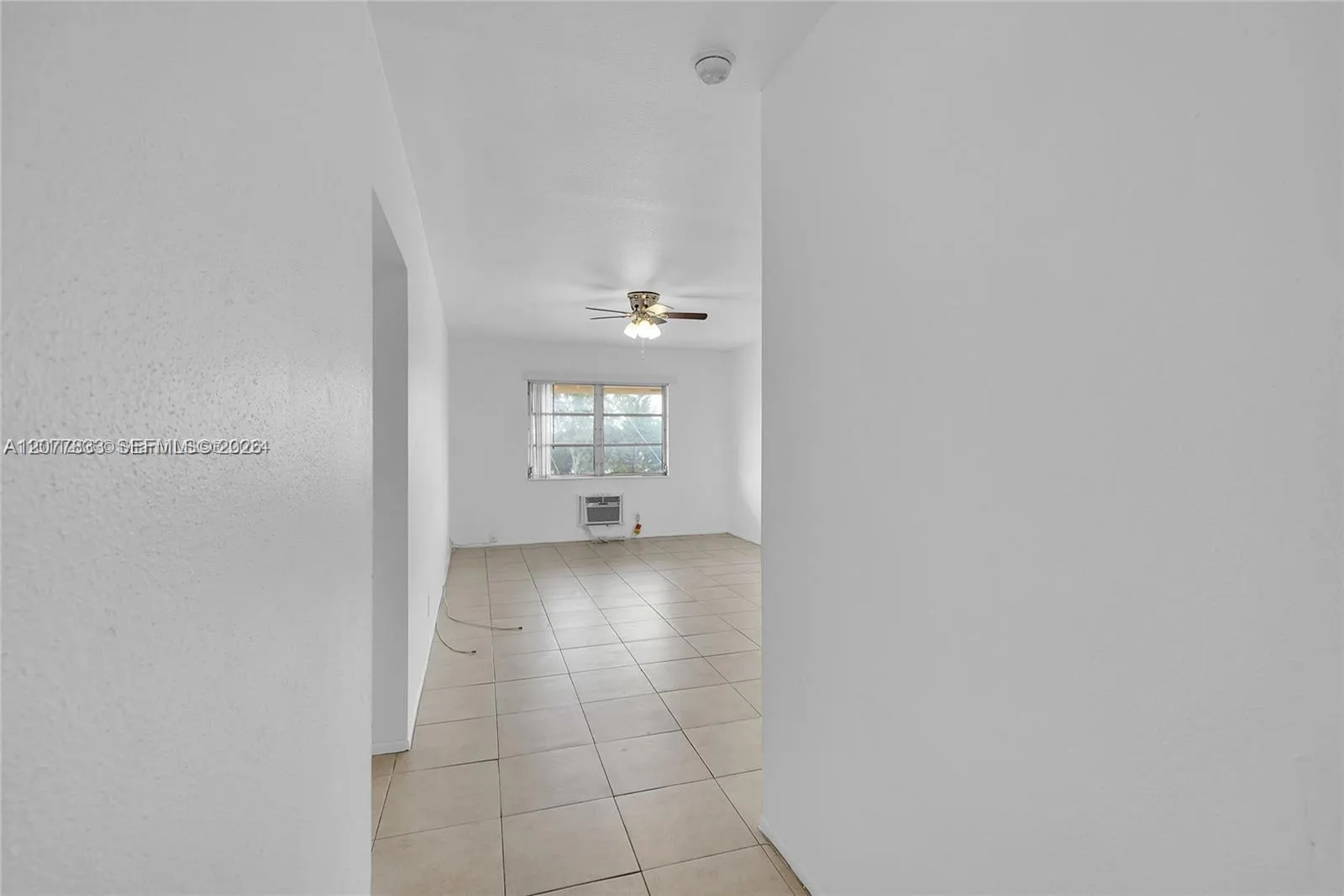 1050 E SAMPLE Road #309
