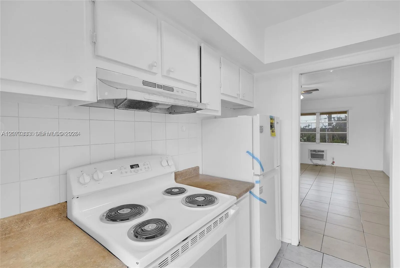 1050 E SAMPLE Road #309