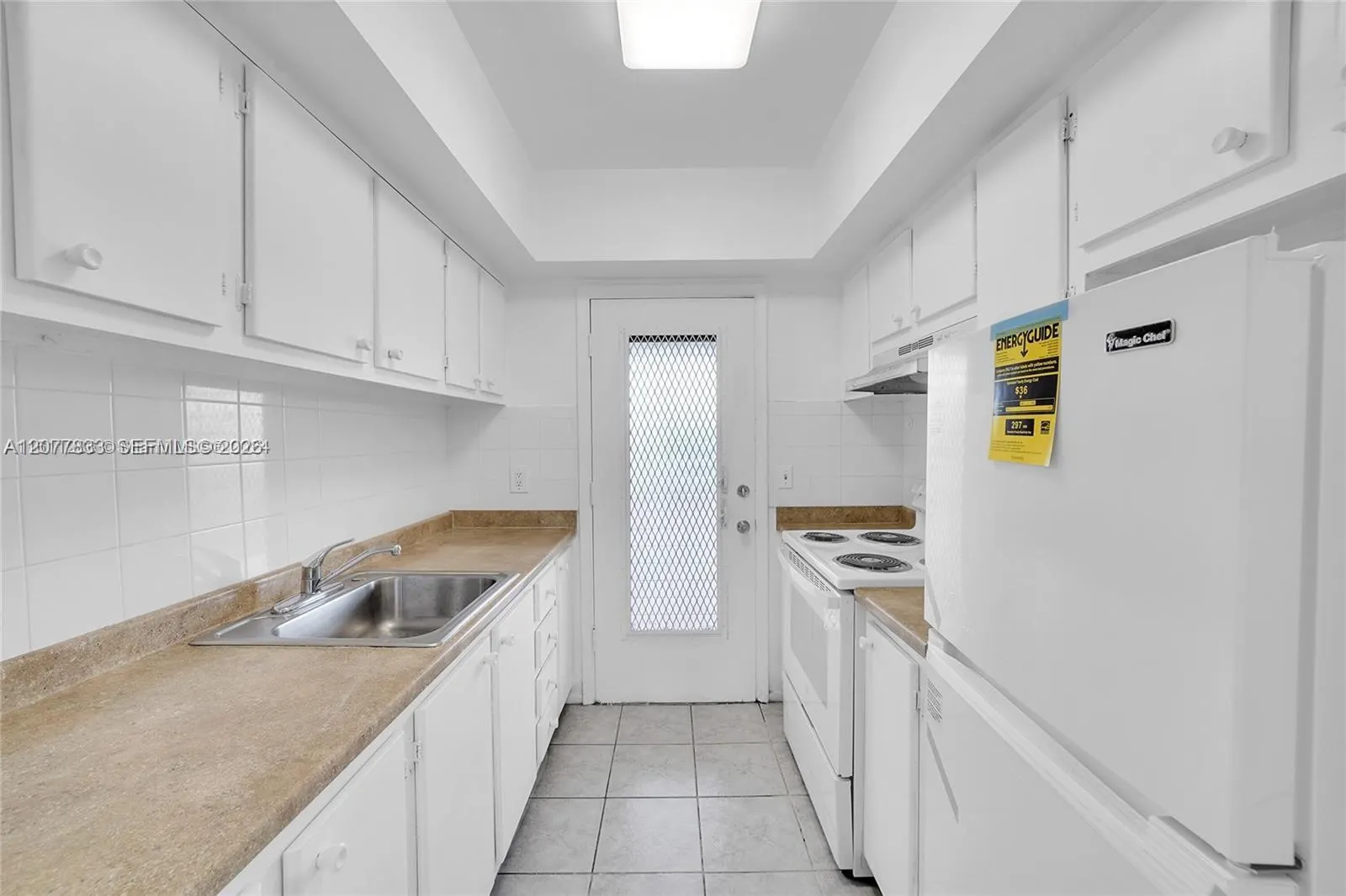 1050 E SAMPLE Road #309