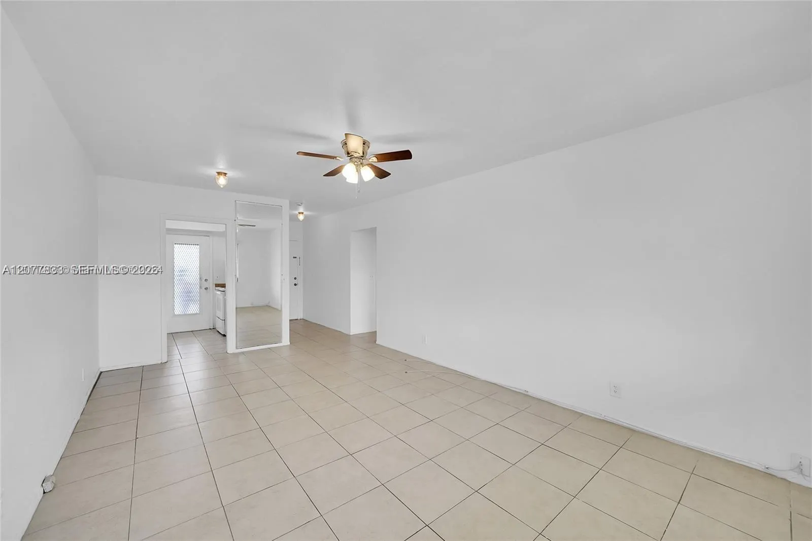 1050 E SAMPLE Road #309