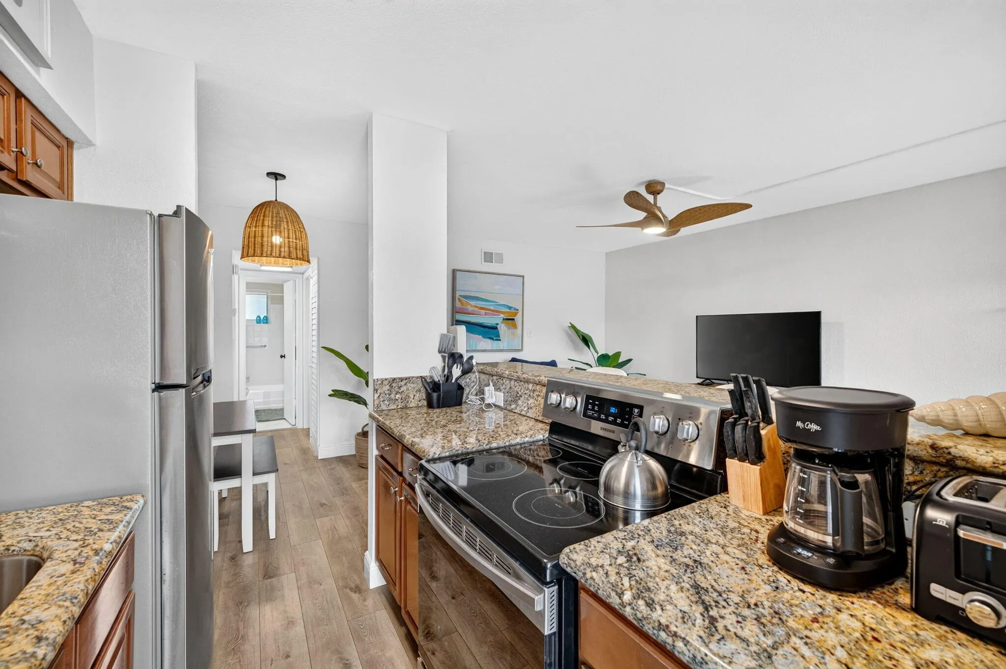 3232 Canal Drive