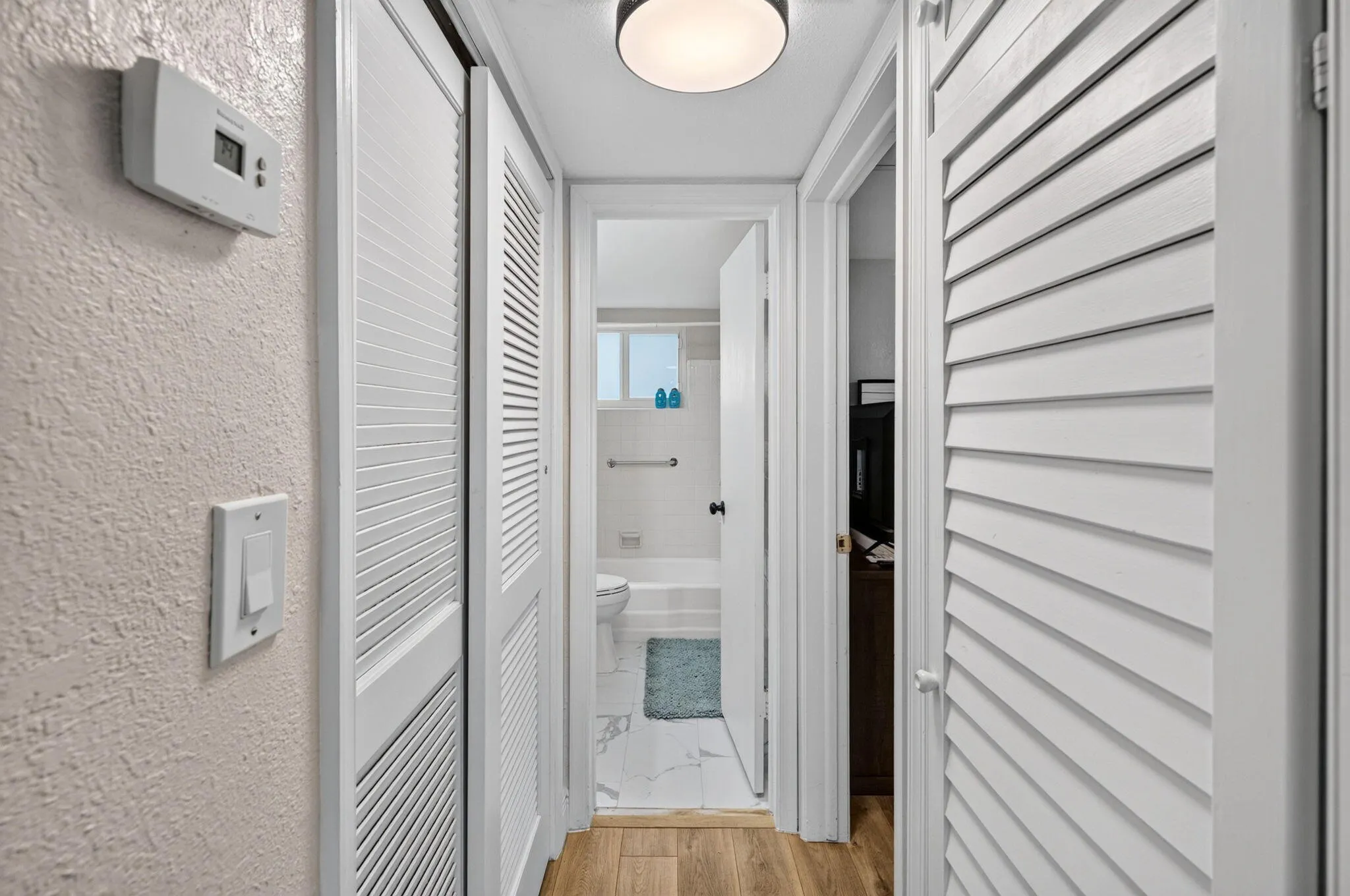 3232 Canal Drive