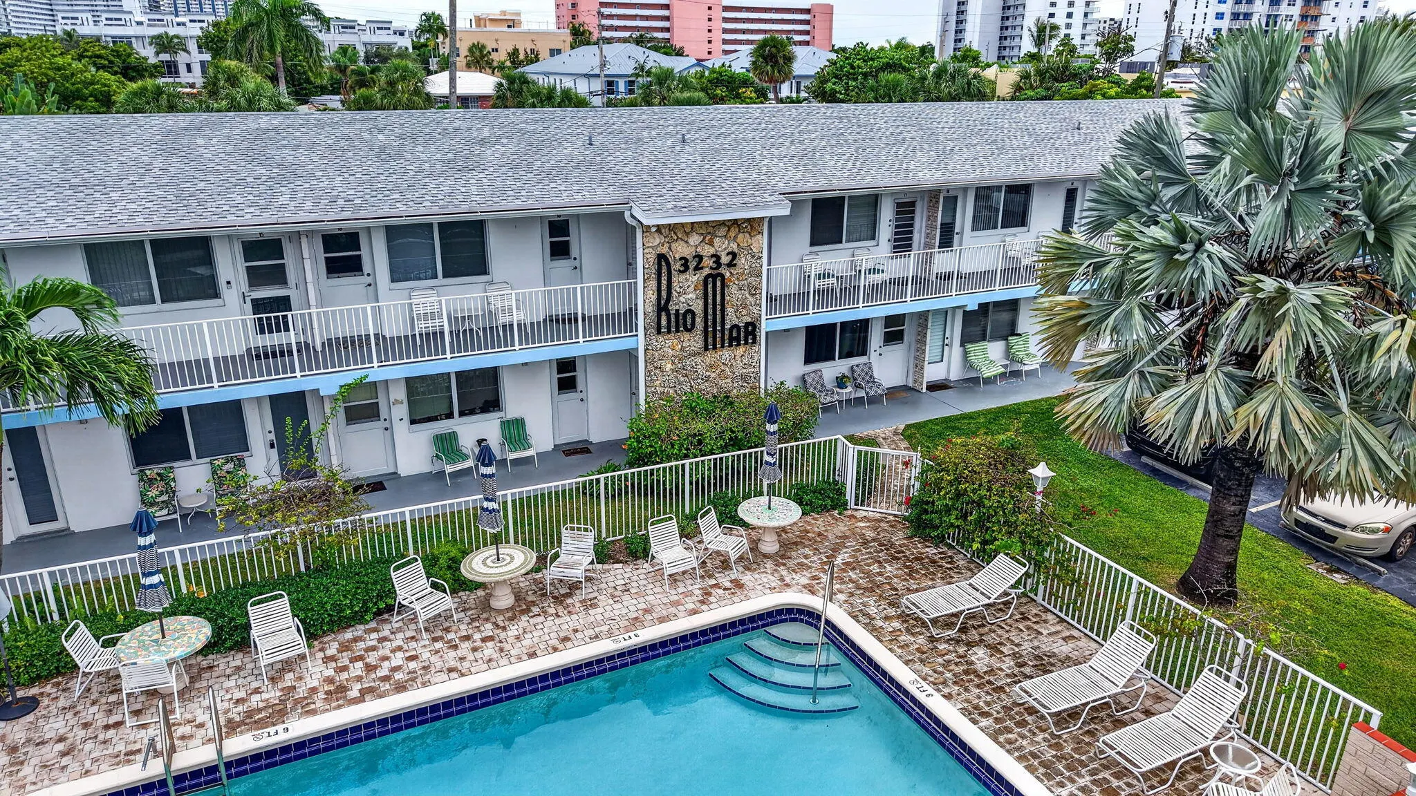 3232 Canal Drive