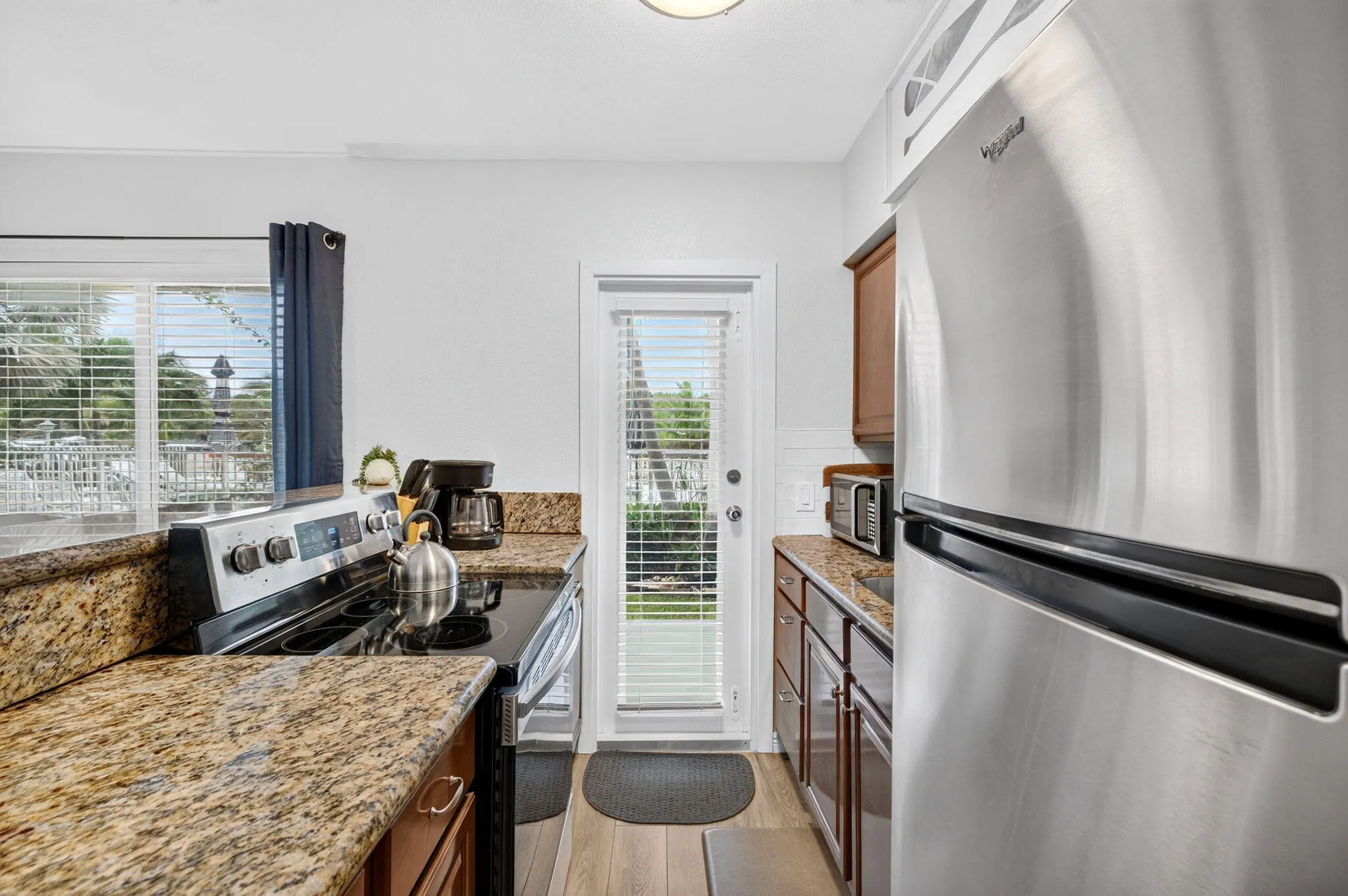 3232 Canal Drive