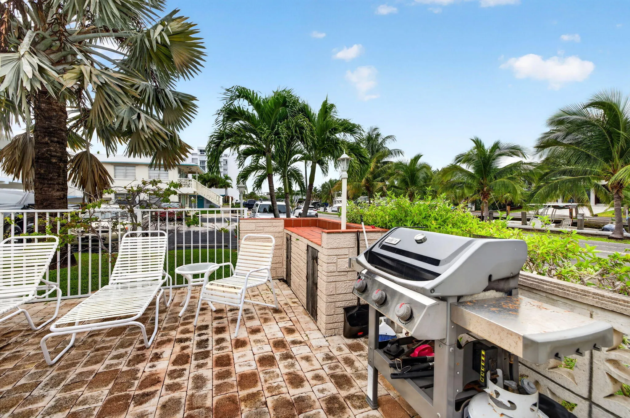 3232 Canal Drive