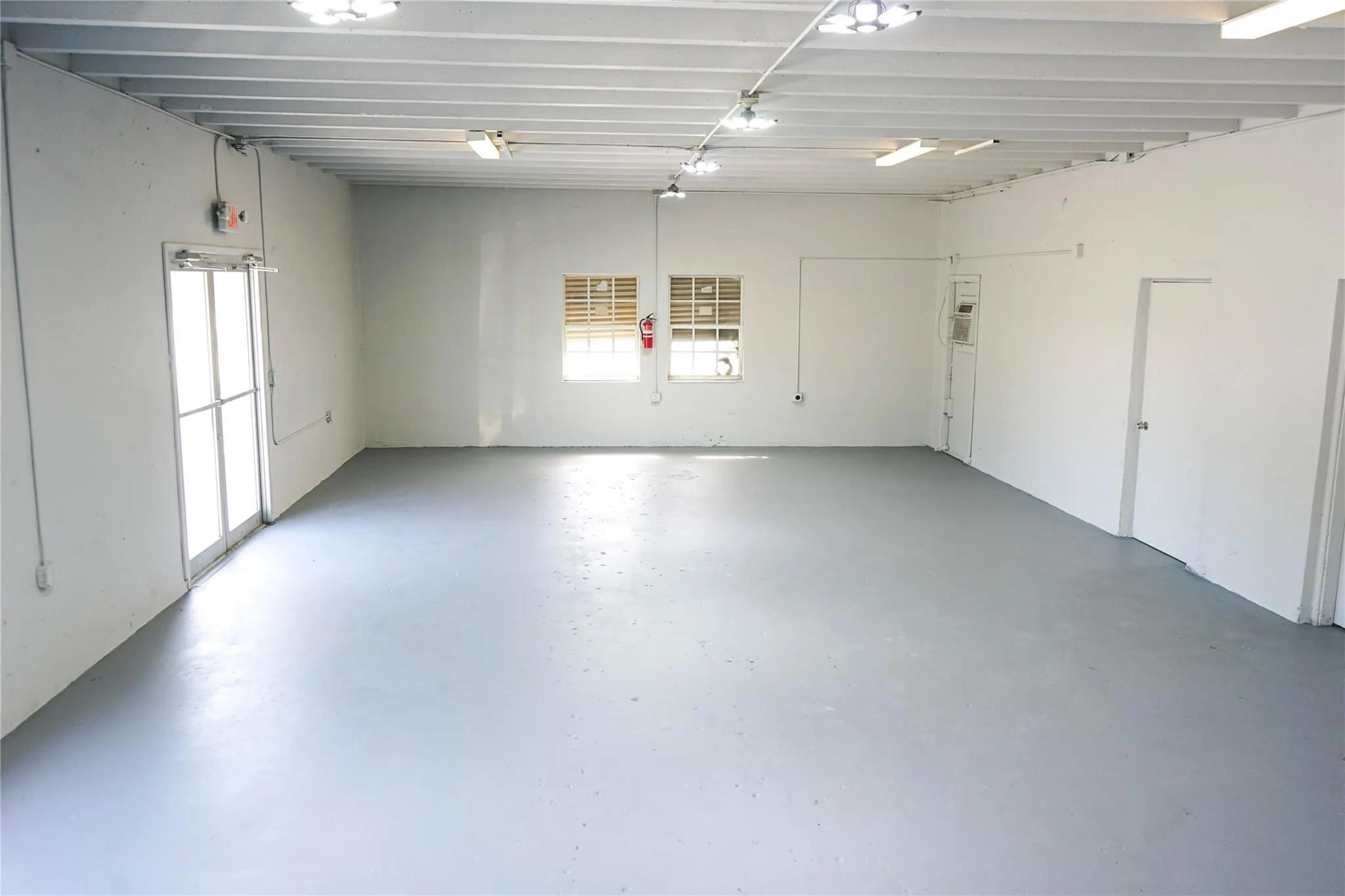 3000 N 22nd Avenue