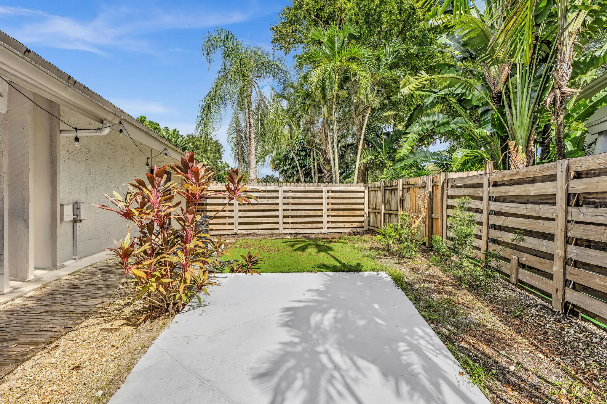 136 GREENS Road