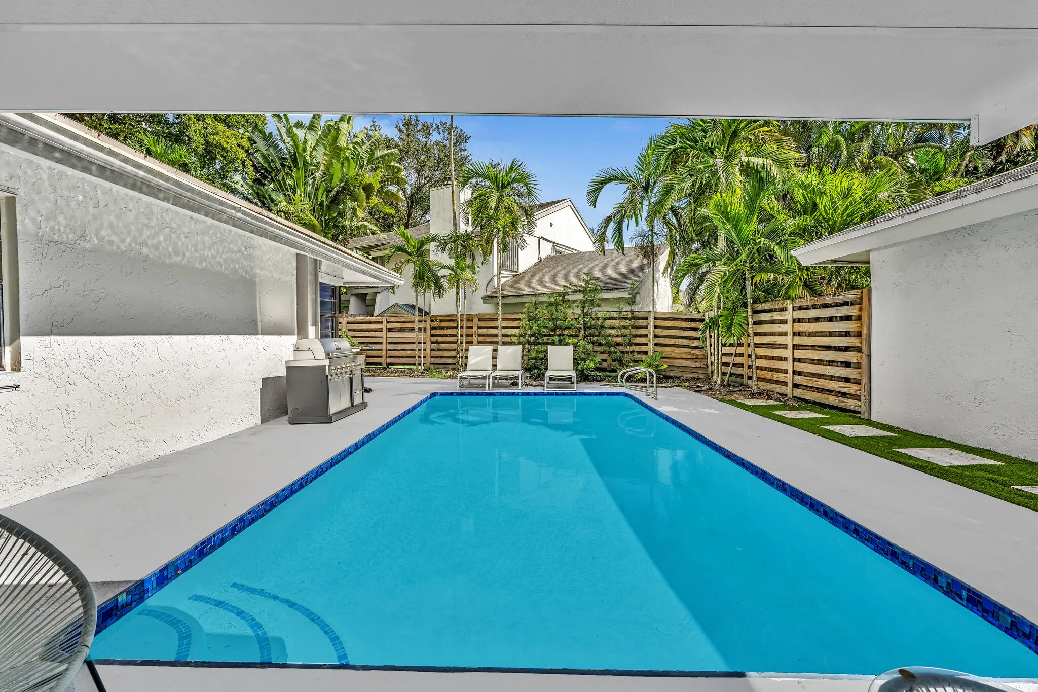 136 GREENS Road