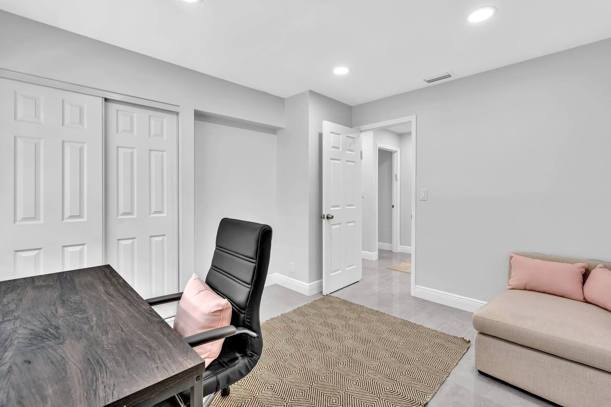 136 GREENS Road