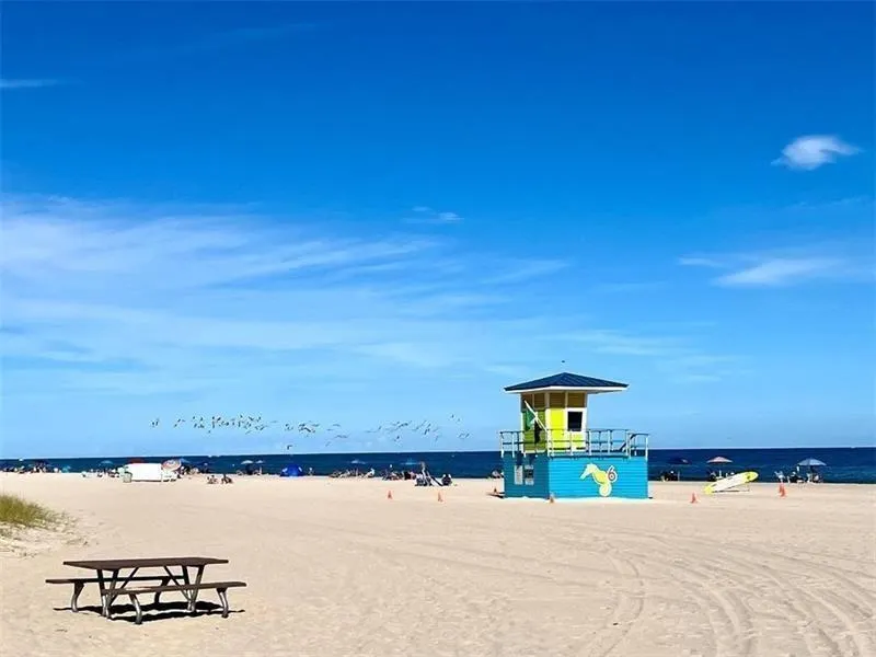 1 N Ocean Boulevard #813