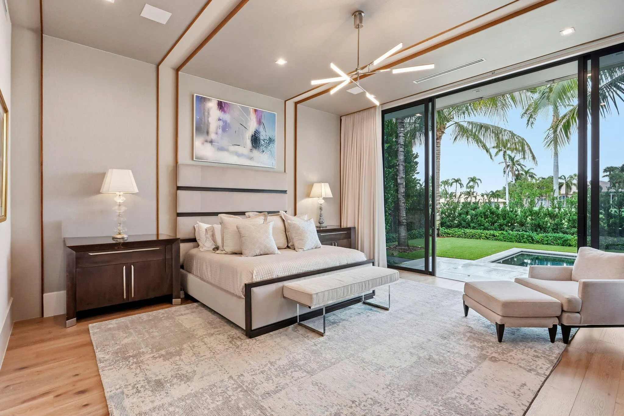1371 ROYAL PALM Way