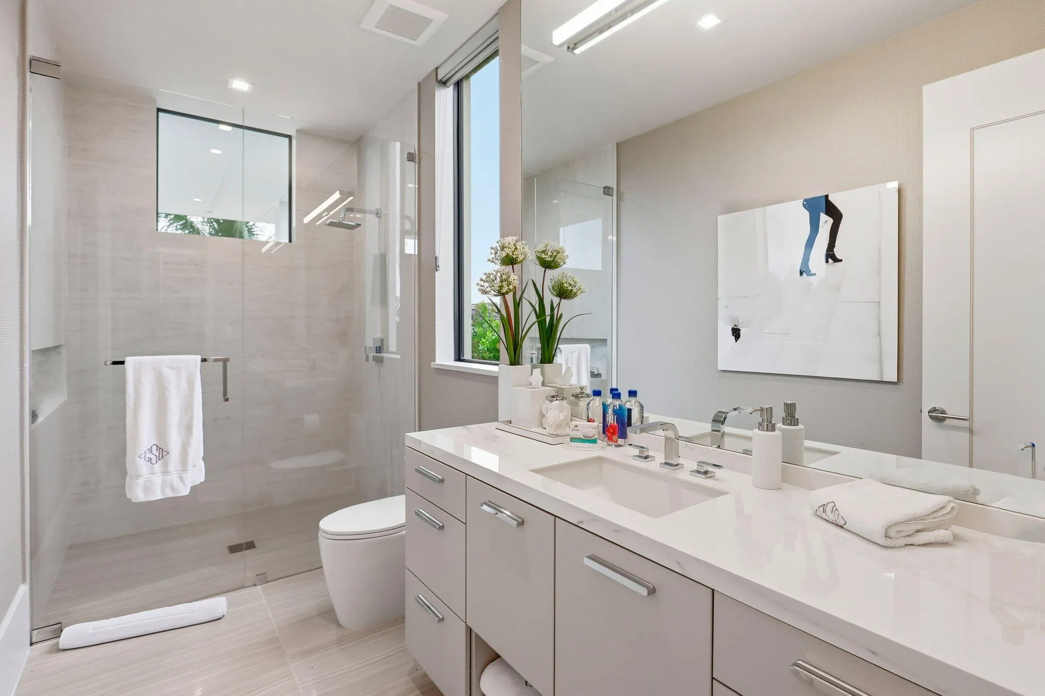 1371 ROYAL PALM Way