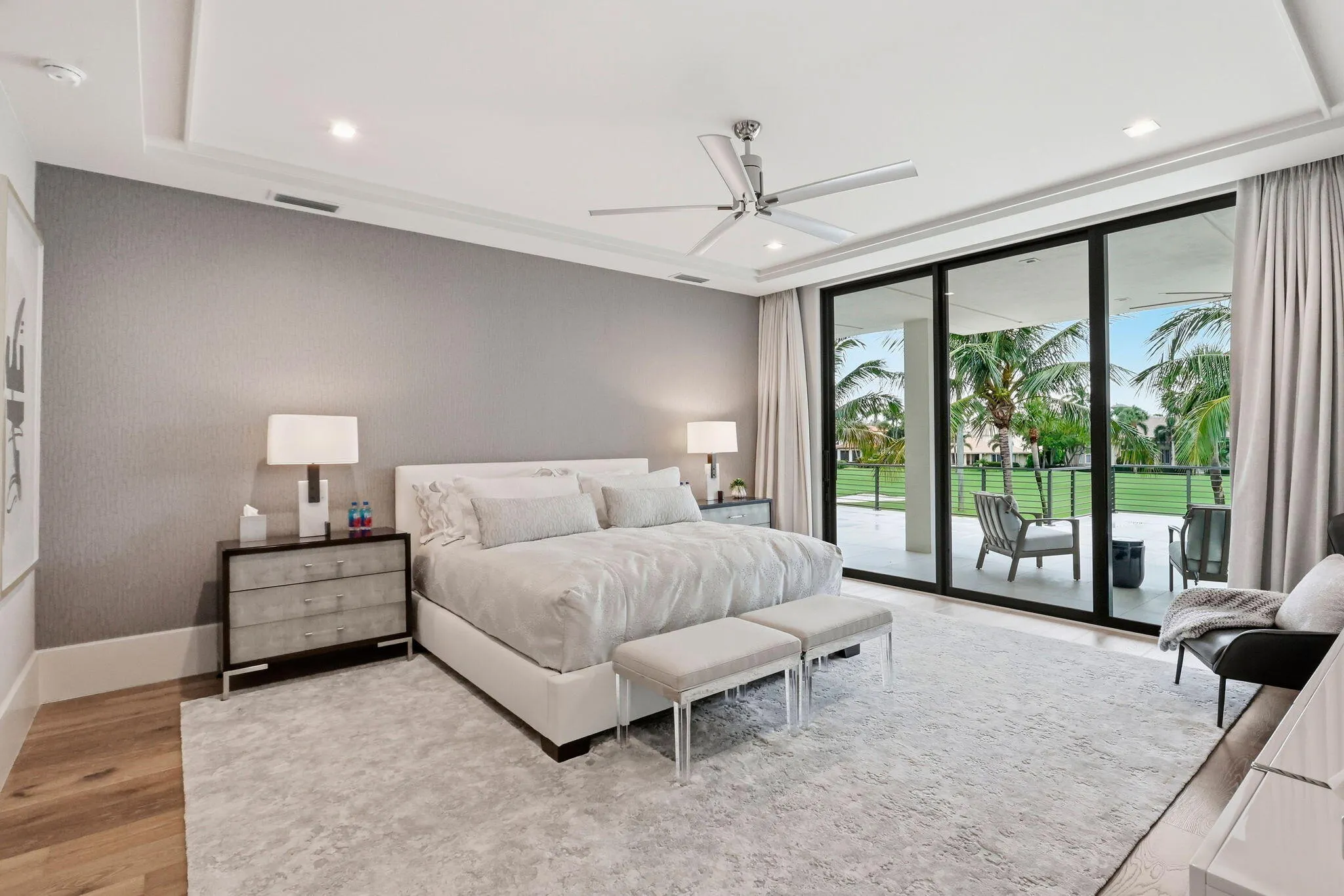 1371 ROYAL PALM Way