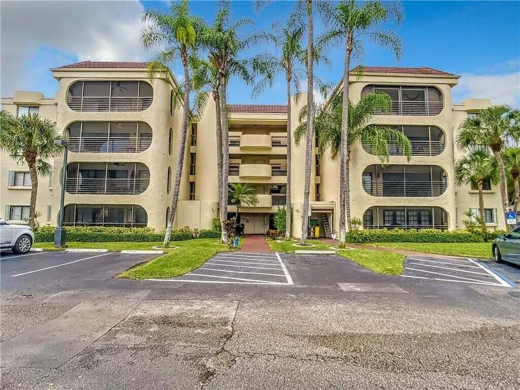 6342 LONGBOAT Lane W #403