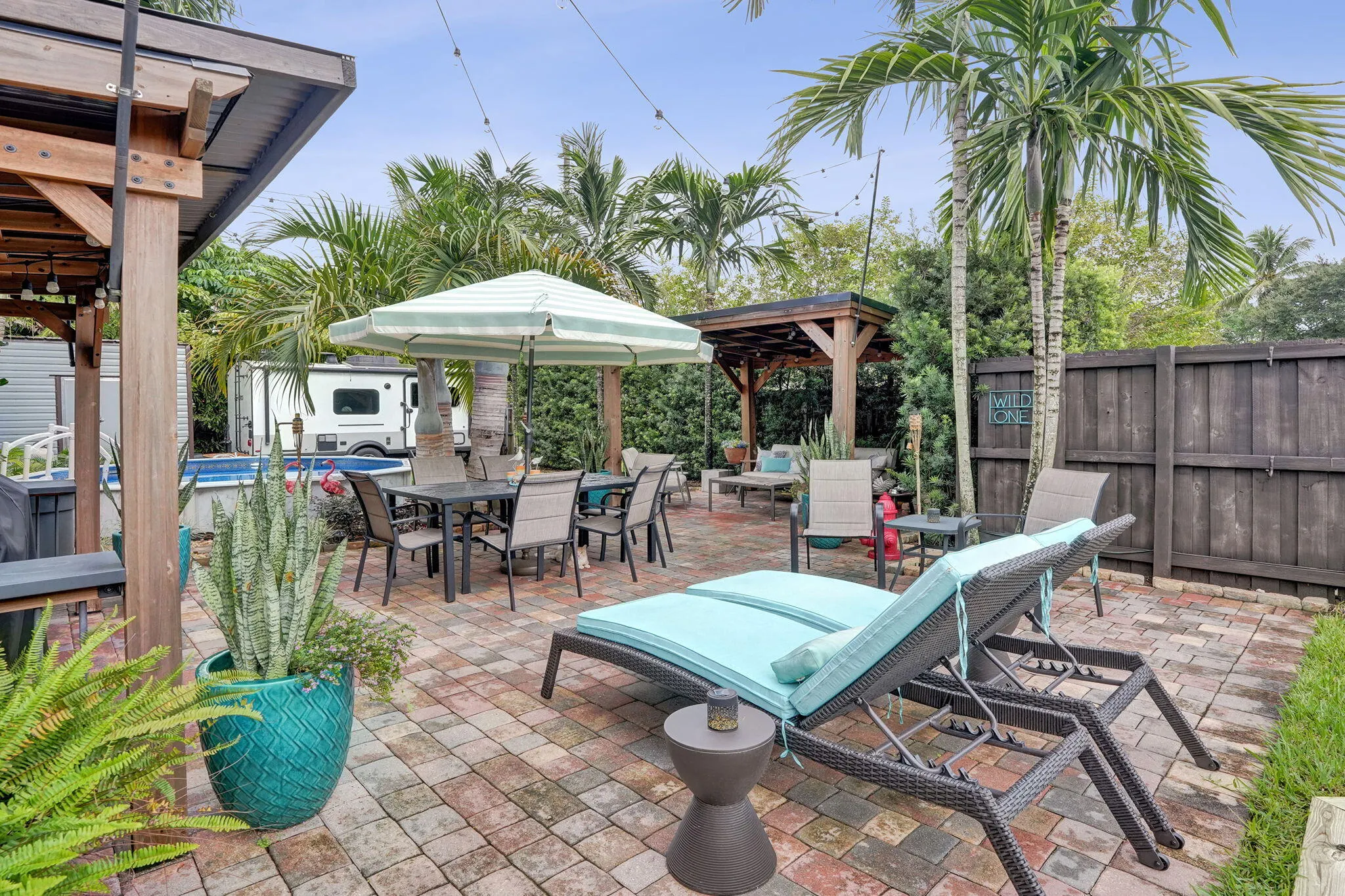 800 N 59th Avenue #1-2