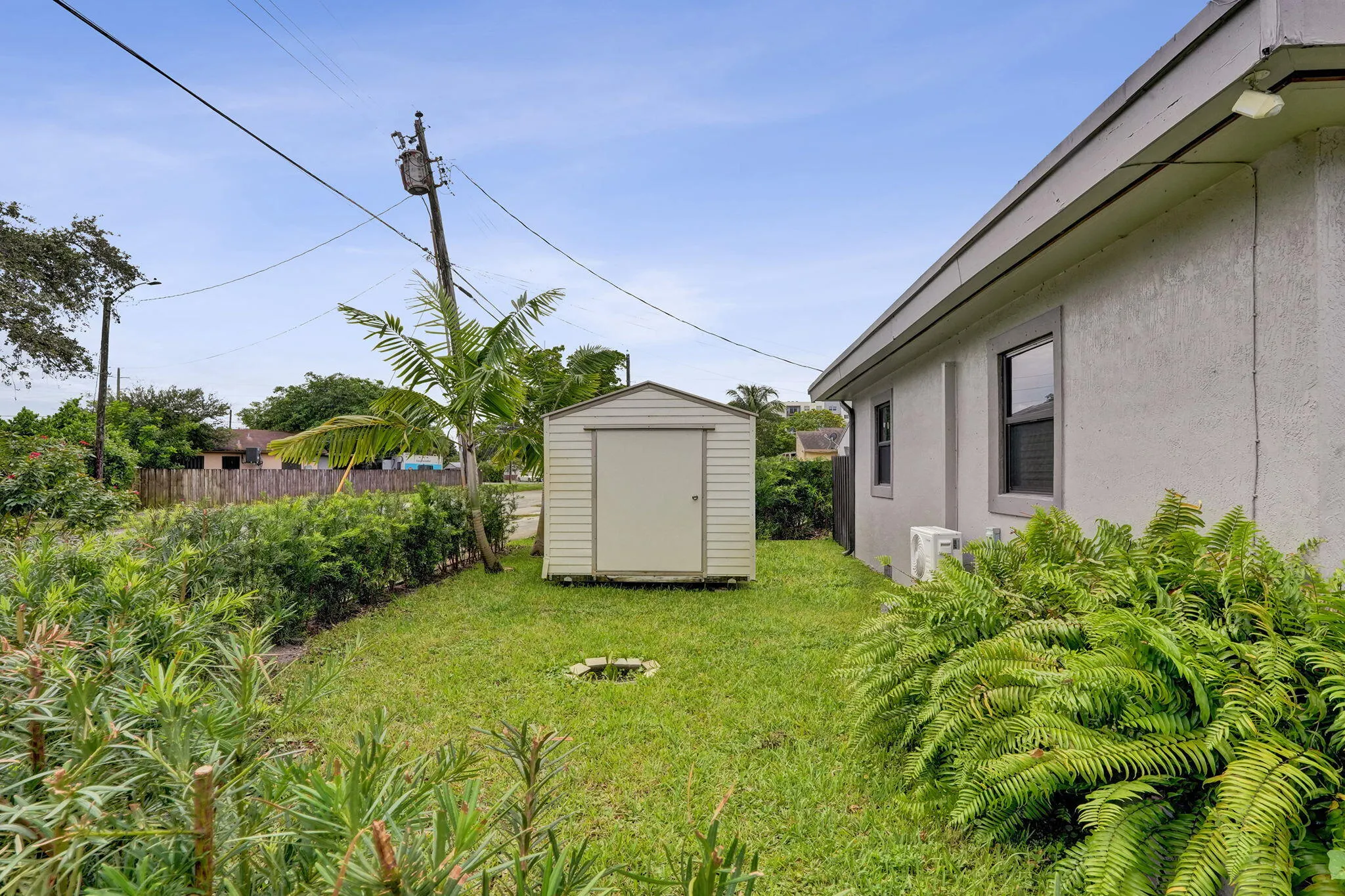 800 N 59th Avenue #1-2