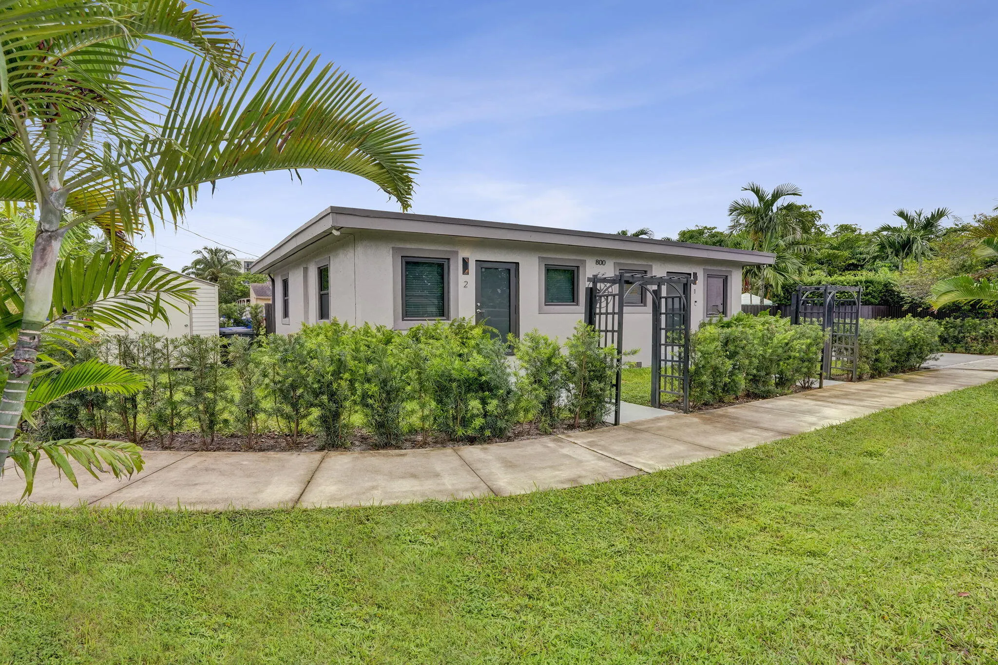 800 N 59th Avenue #1-2