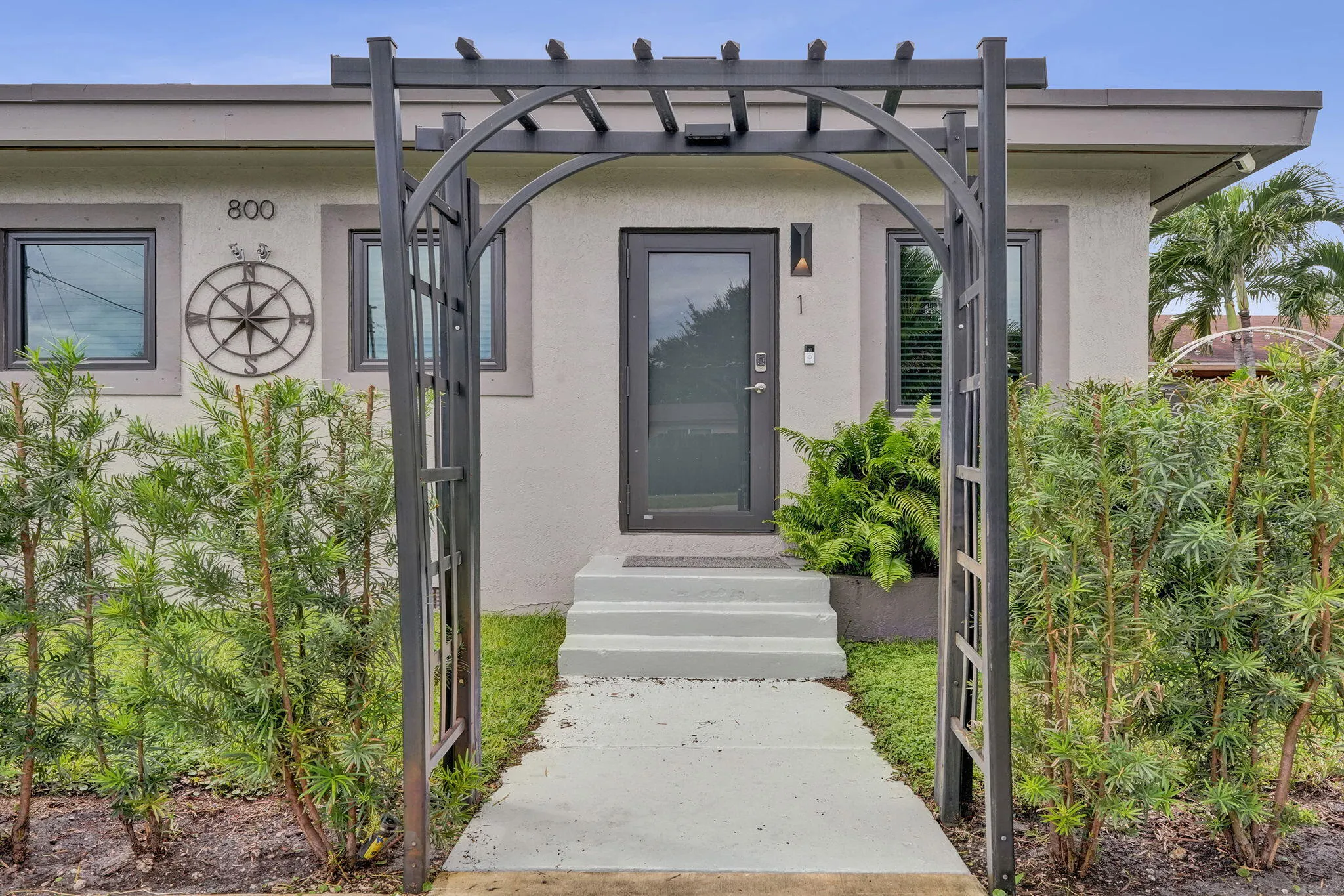 800 N 59th Avenue #1-2