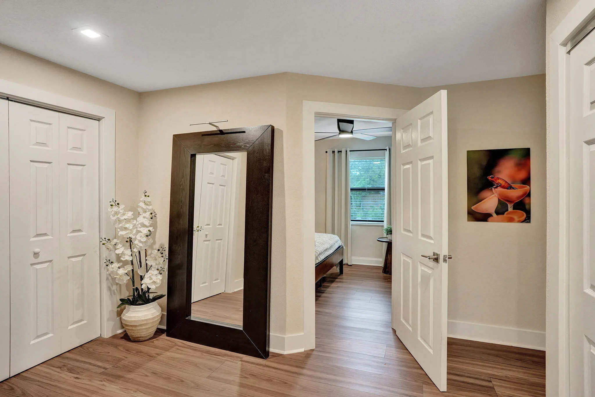 800 N 59th Avenue #1-2