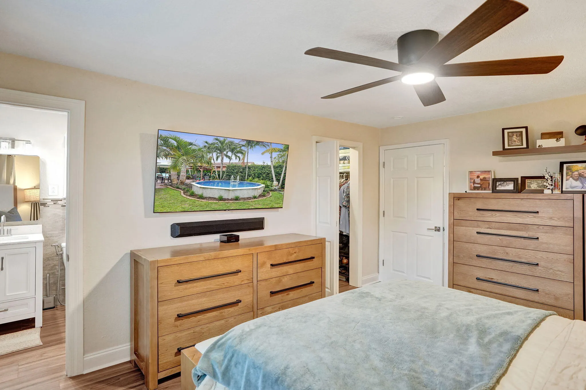 800 N 59th Avenue #1-2