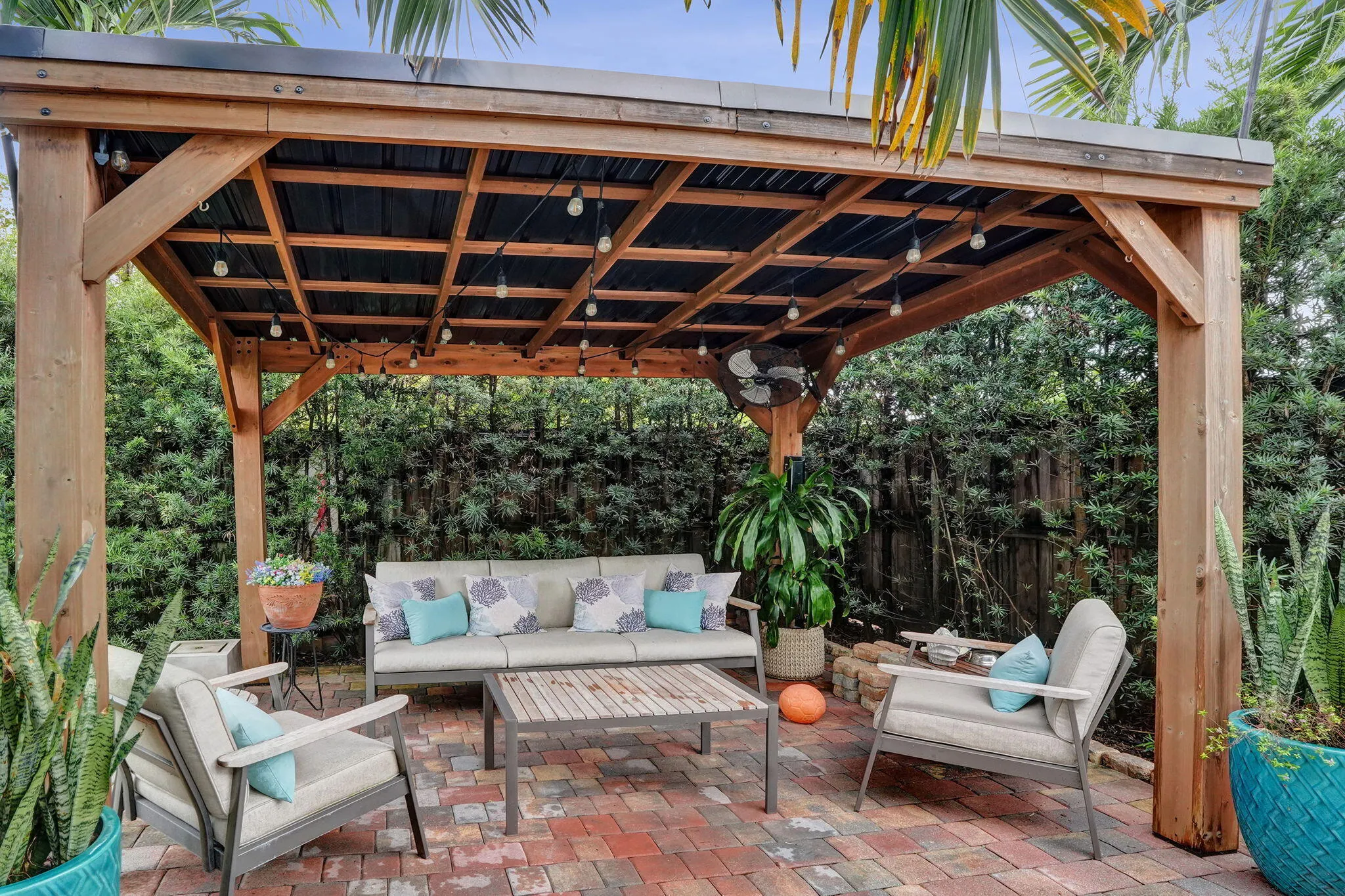 800 N 59th Avenue #1-2