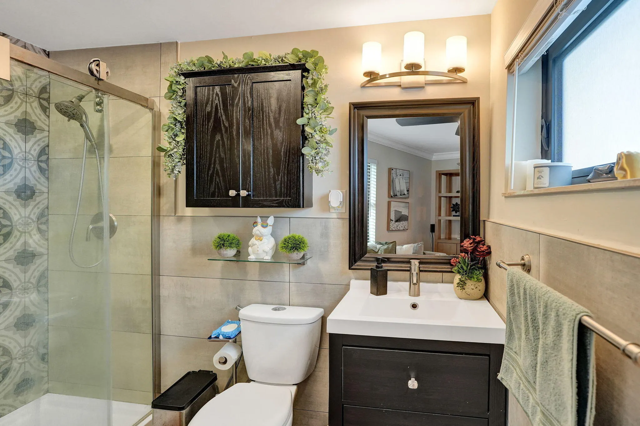 800 N 59th Avenue #1-2