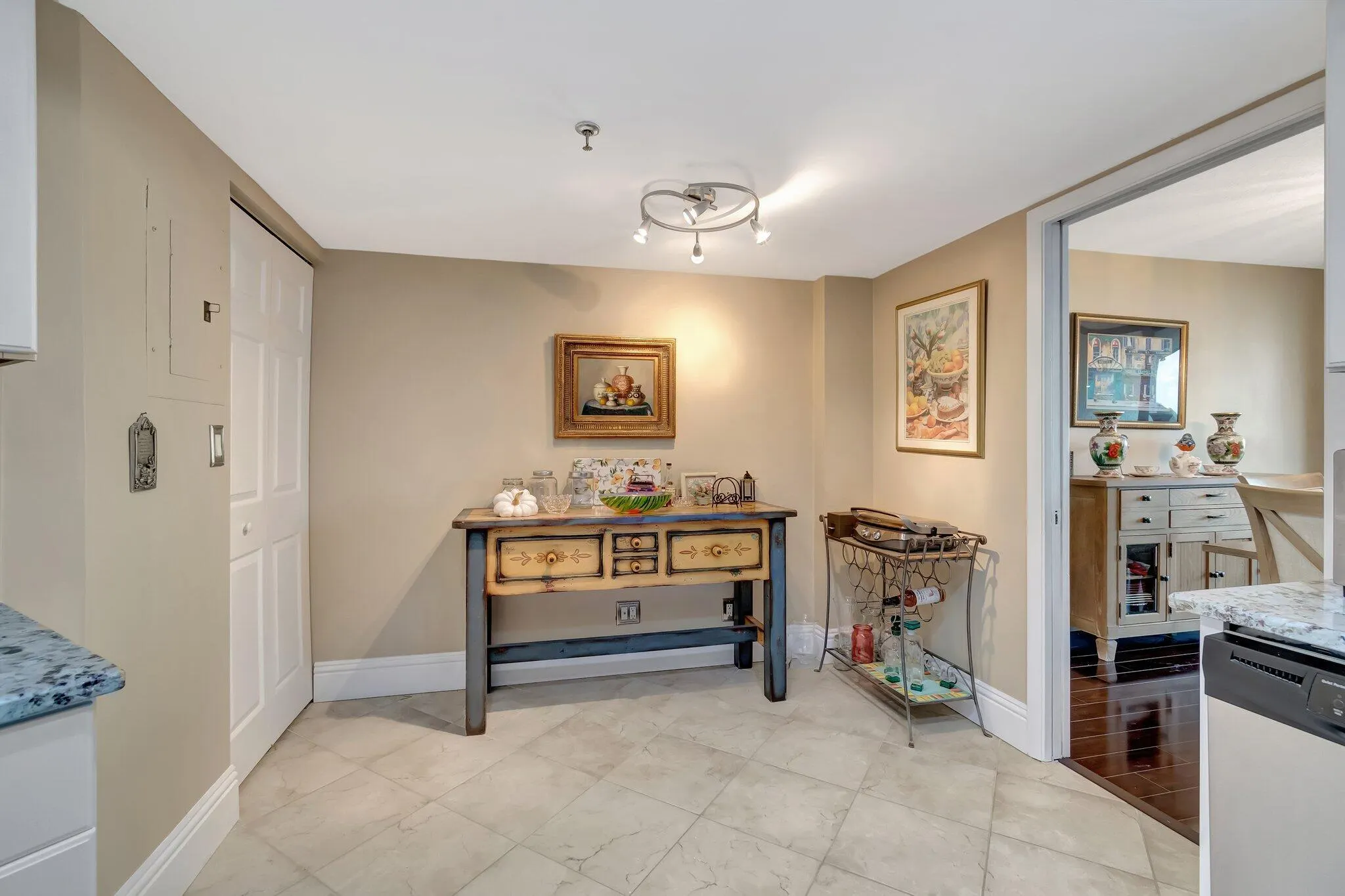 6372 LA COSTA Drive #504