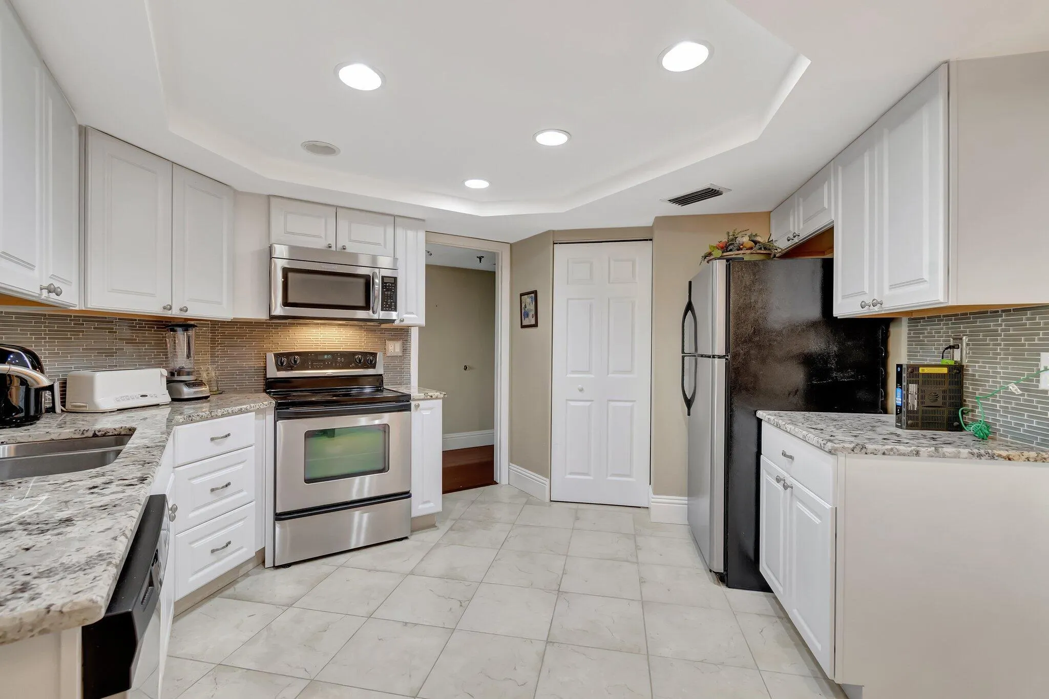 6372 LA COSTA Drive #504