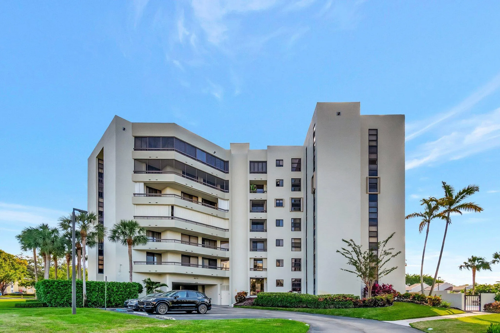 6372 LA COSTA Drive #504