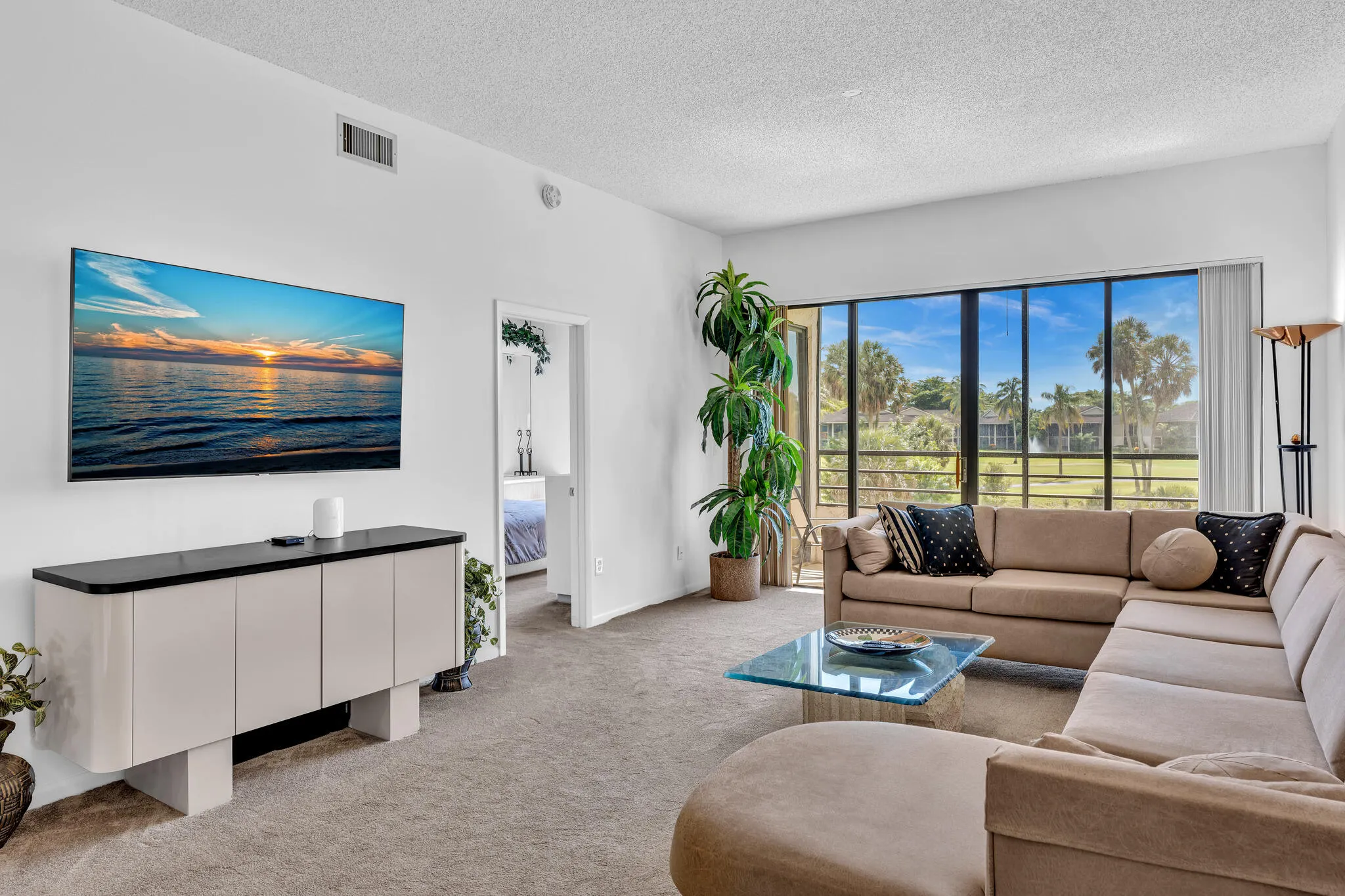 7508 LA PAZ Boulevard #204